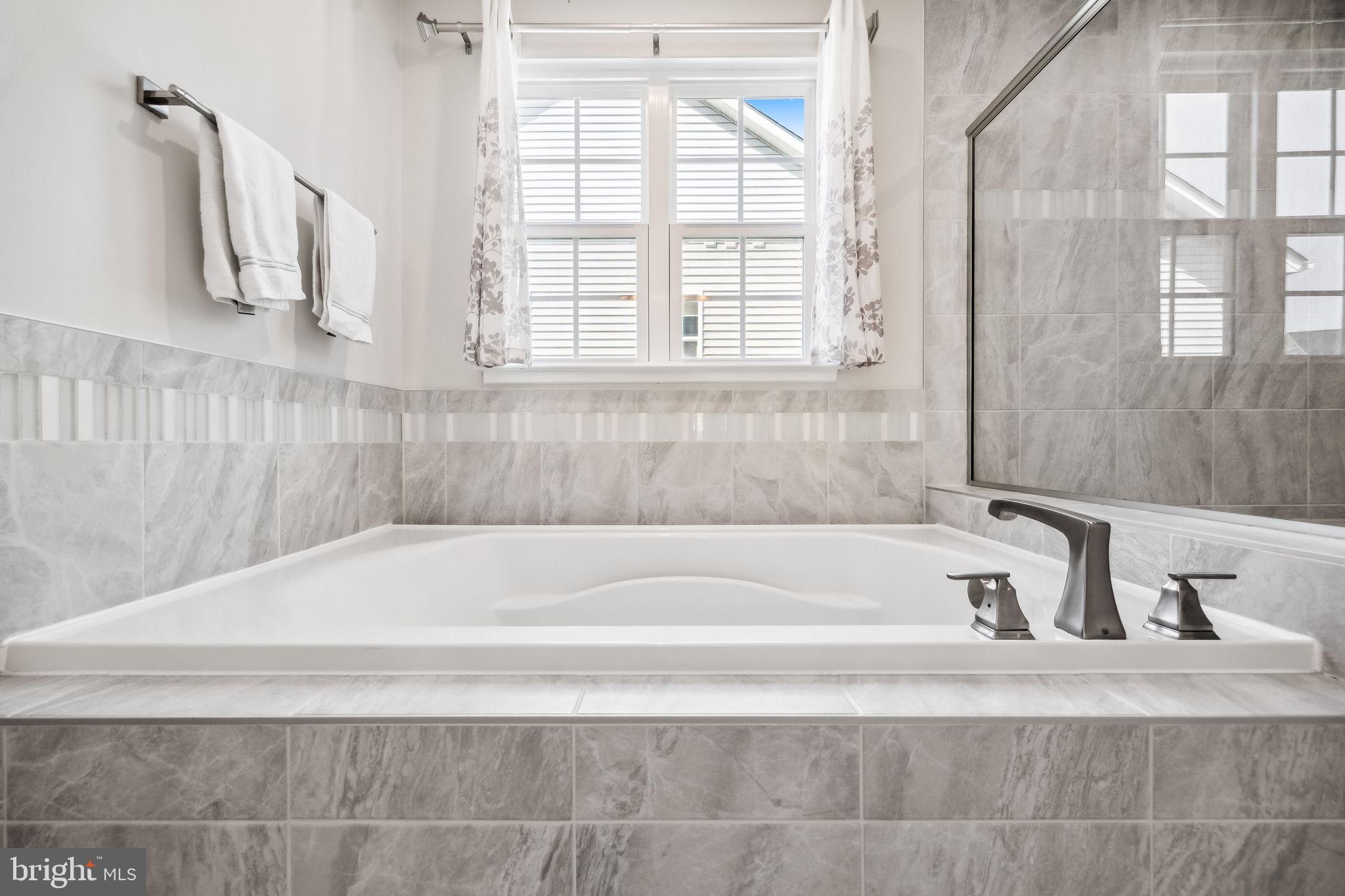 TWO RIVERS - Residential