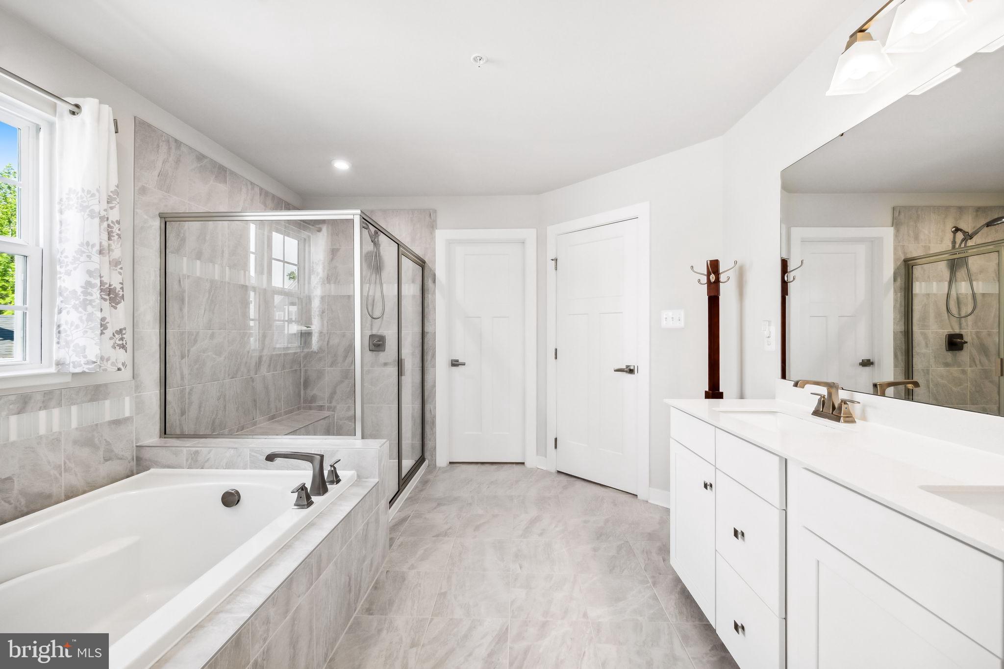 TWO RIVERS - Residential