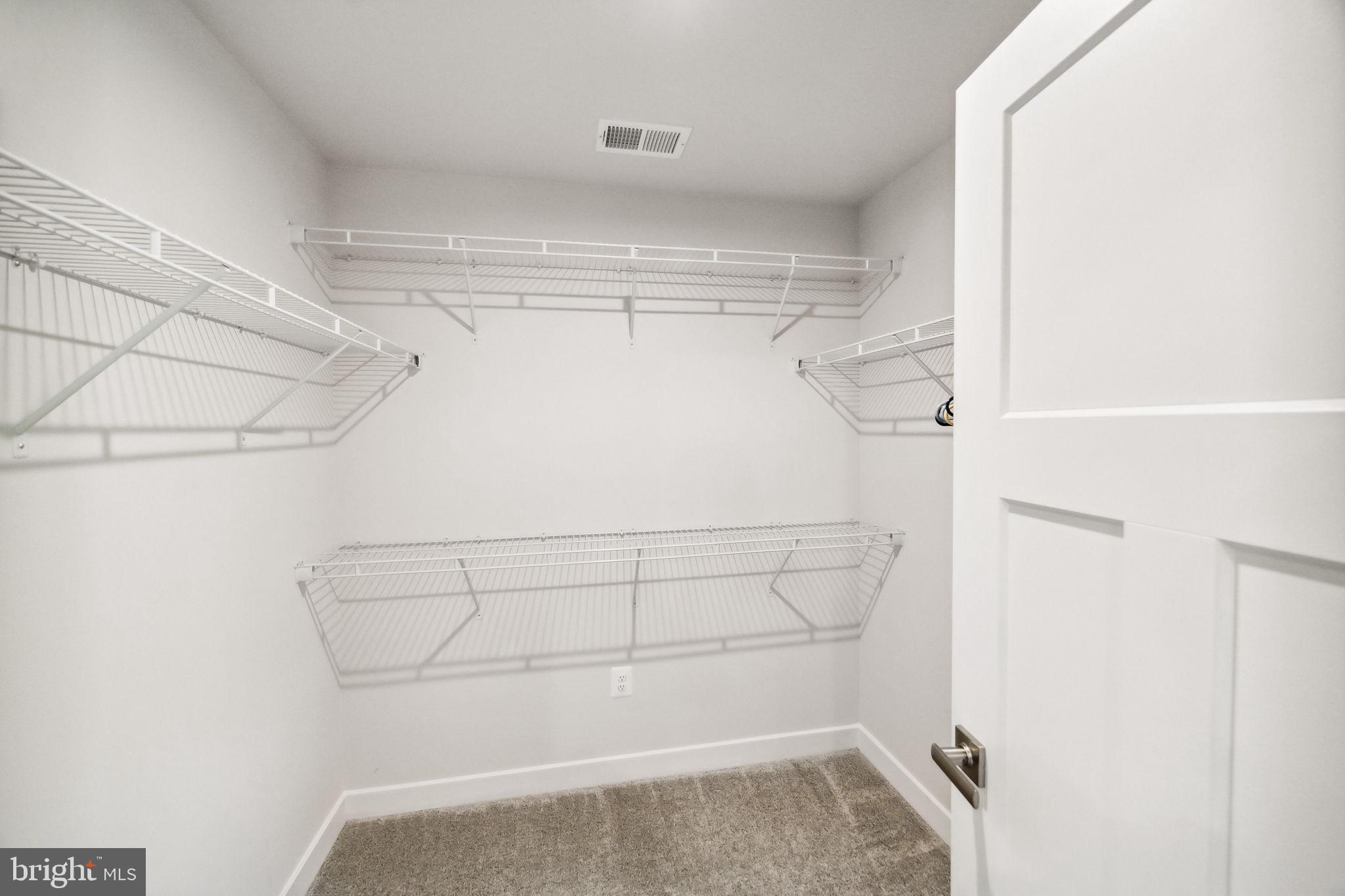 TWO RIVERS - Residential