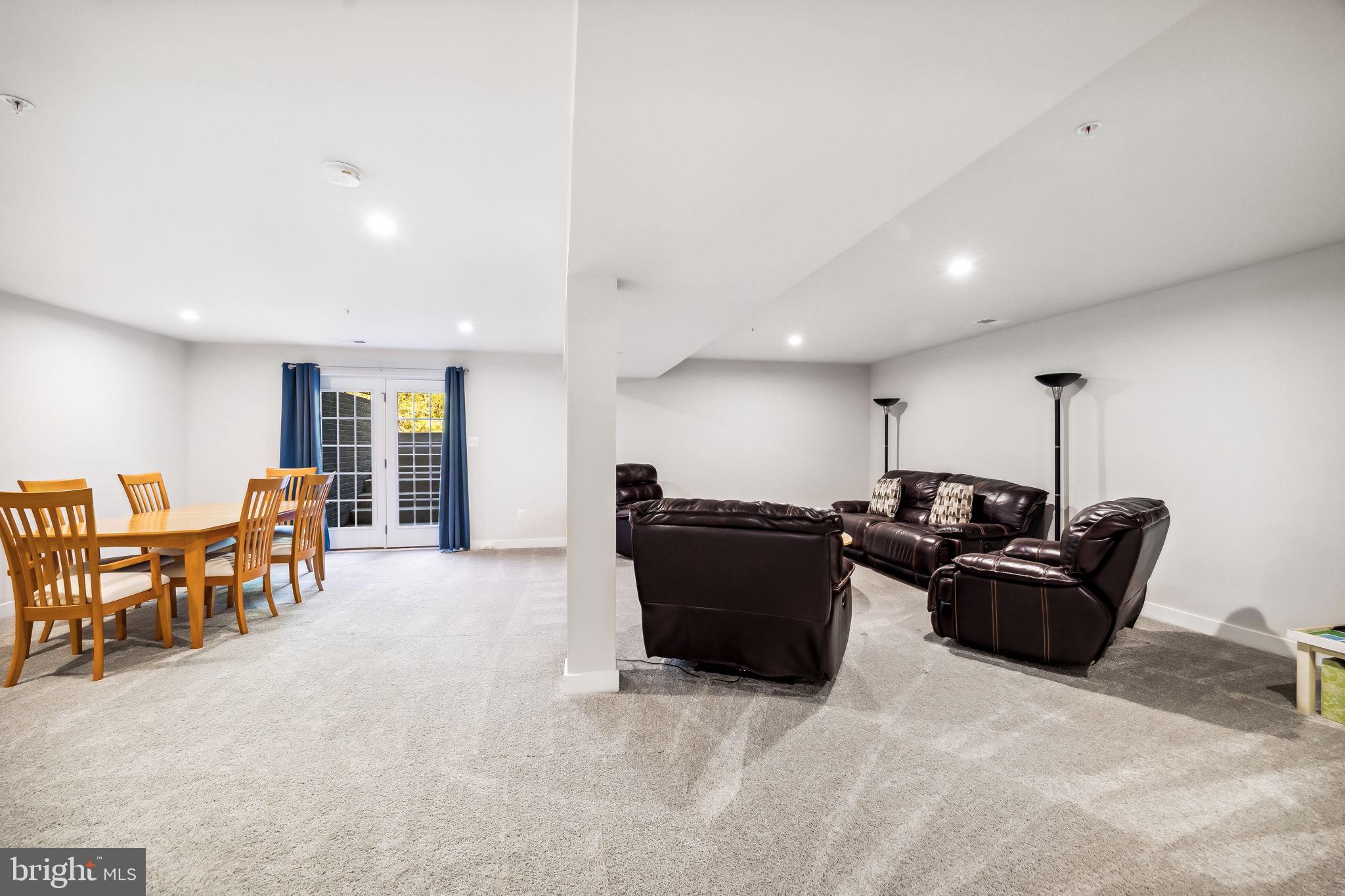 TWO RIVERS - Residential