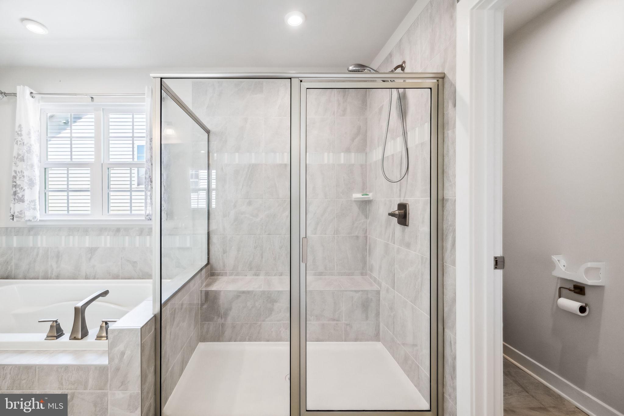 TWO RIVERS - Residential