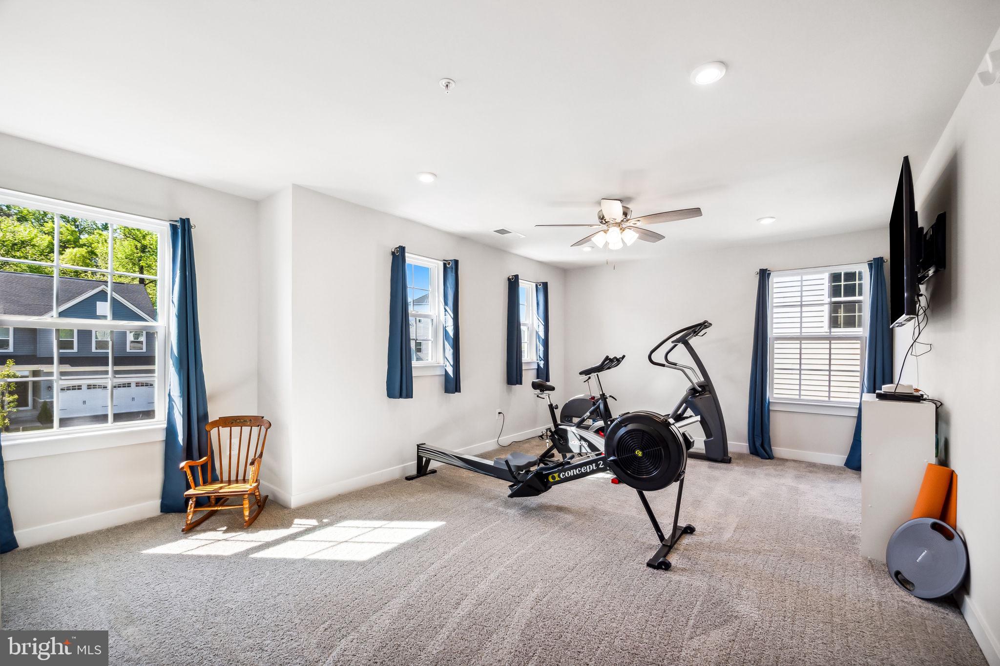 TWO RIVERS - Residential