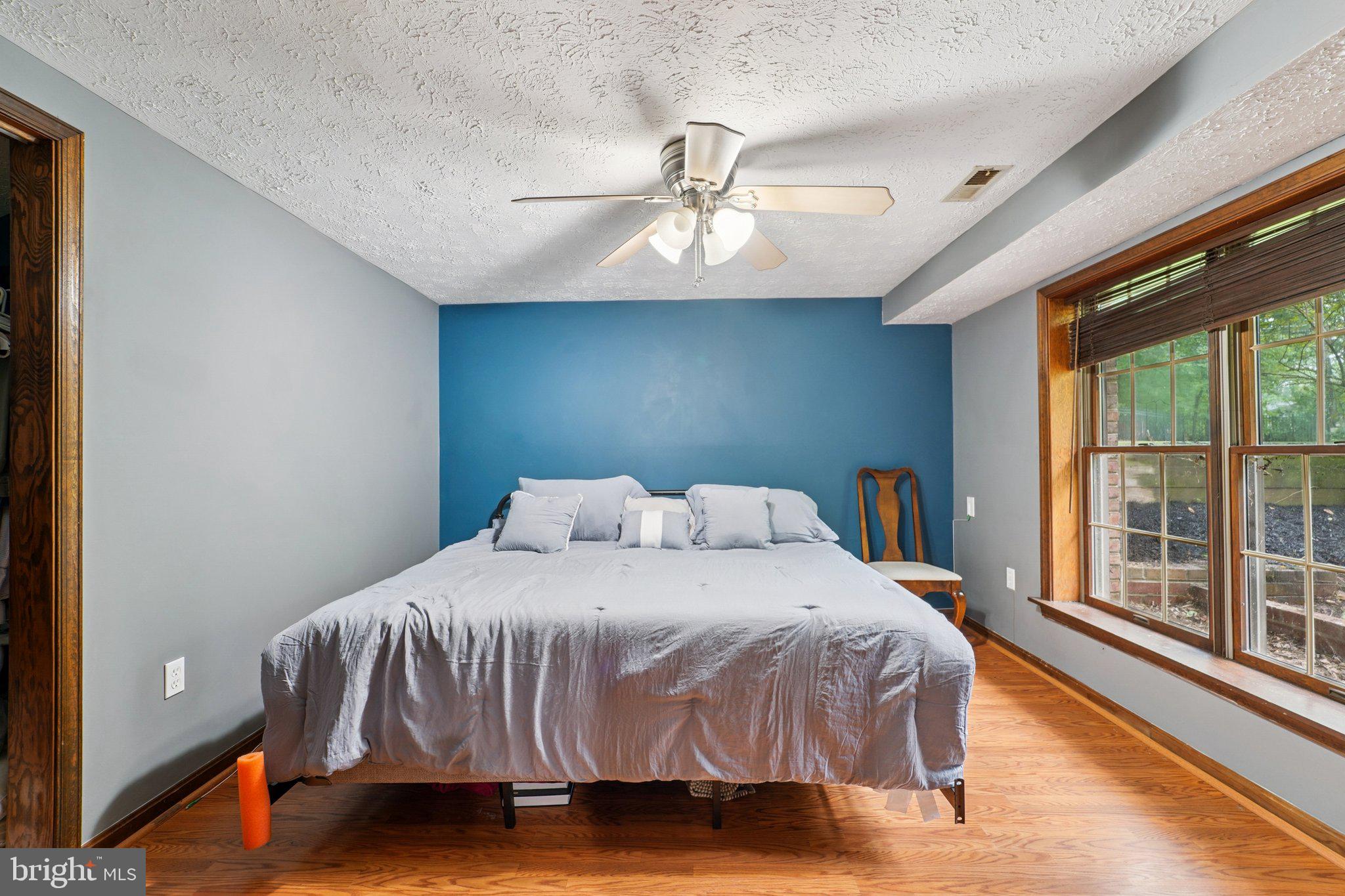 WORTHINGTON - Residential