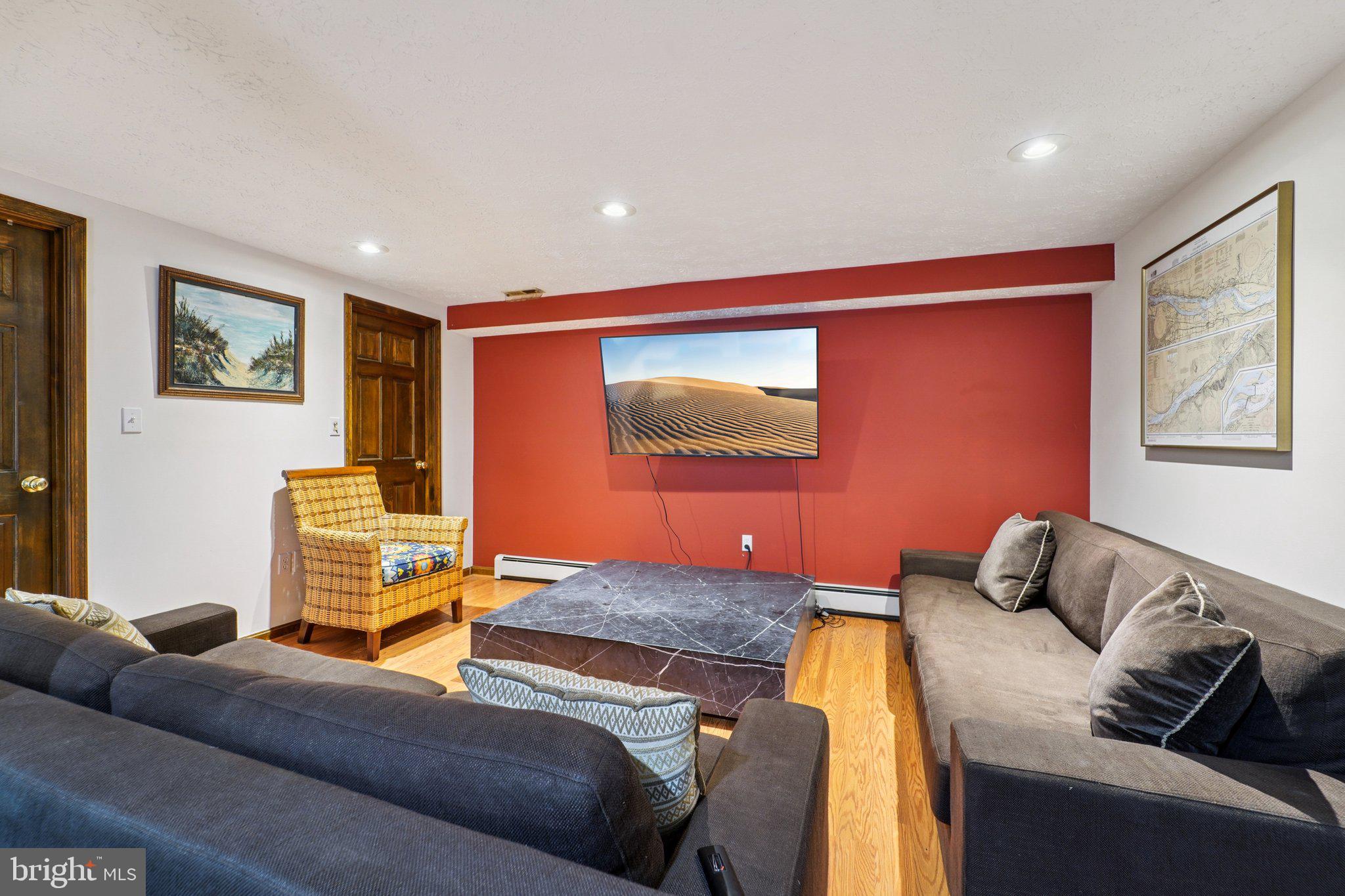 WORTHINGTON - Residential