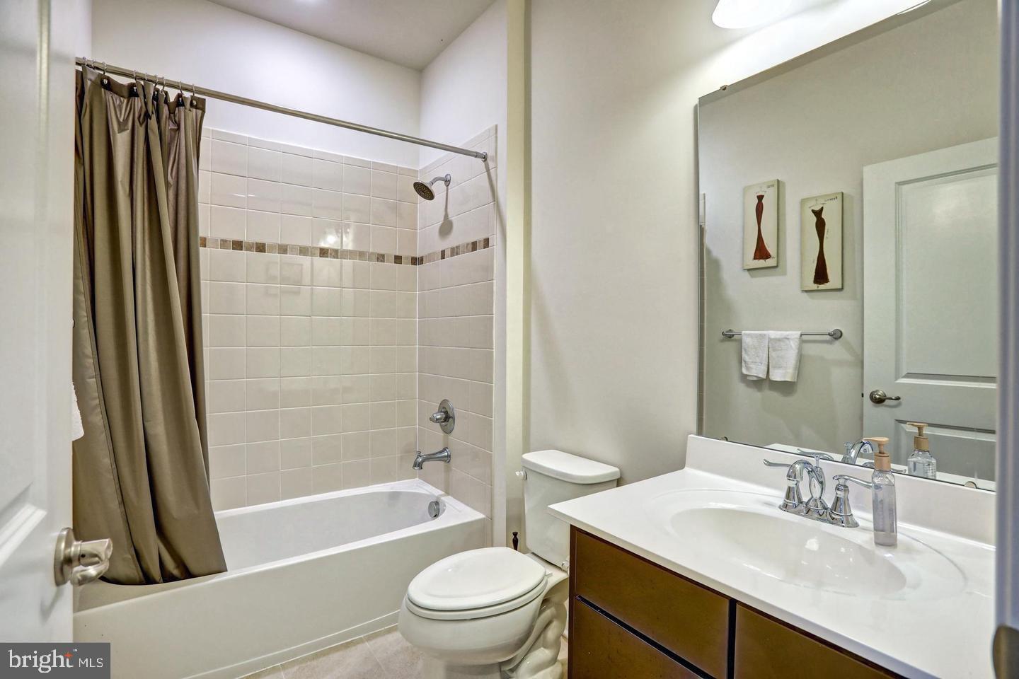 WESTMOORE AT MOOREFIELD - Residential Lease