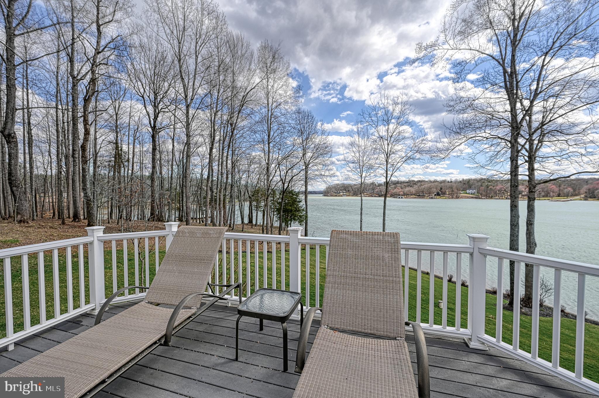 DANIELS POINT - Residential