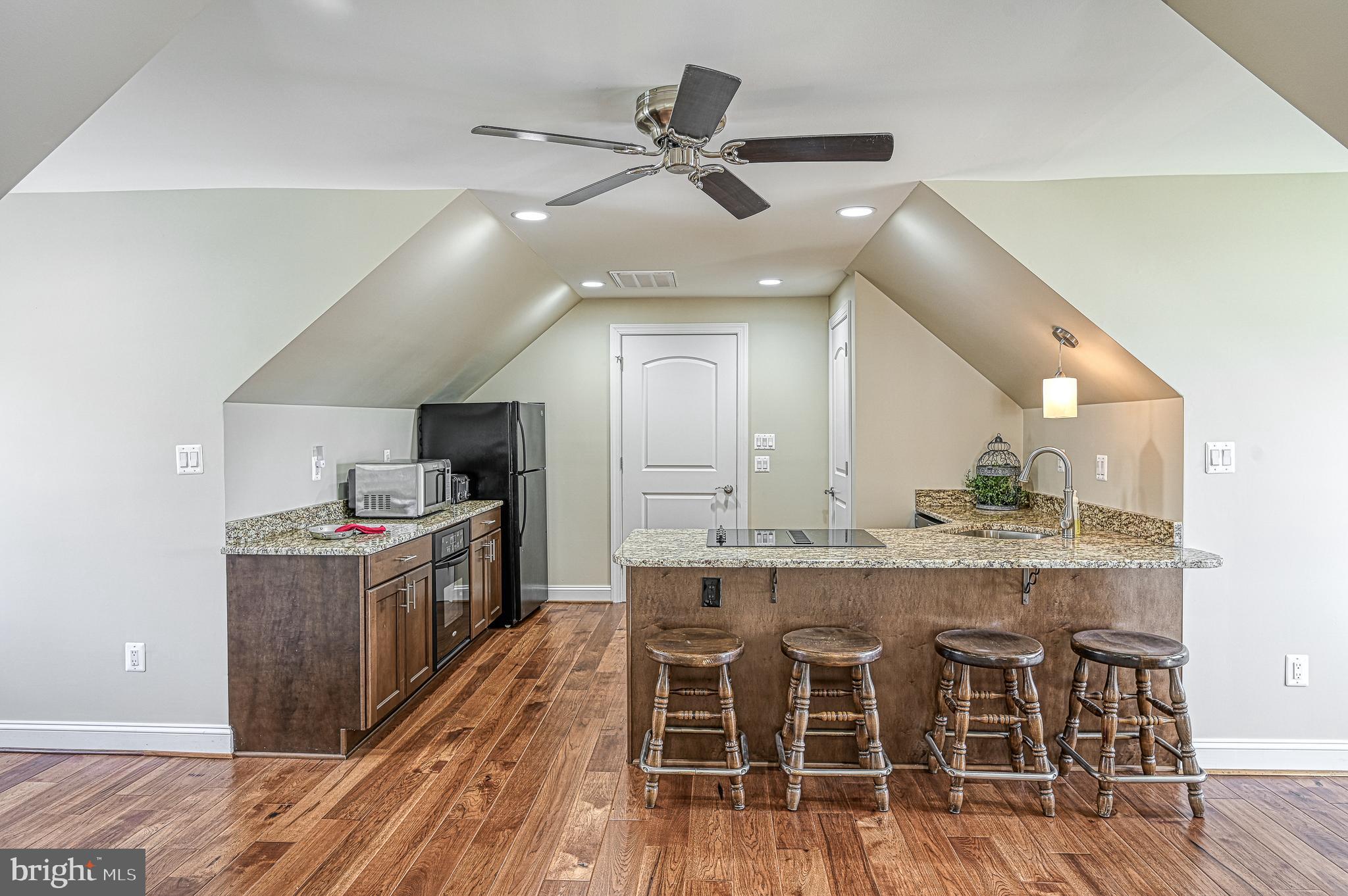 DANIELS POINT - Residential