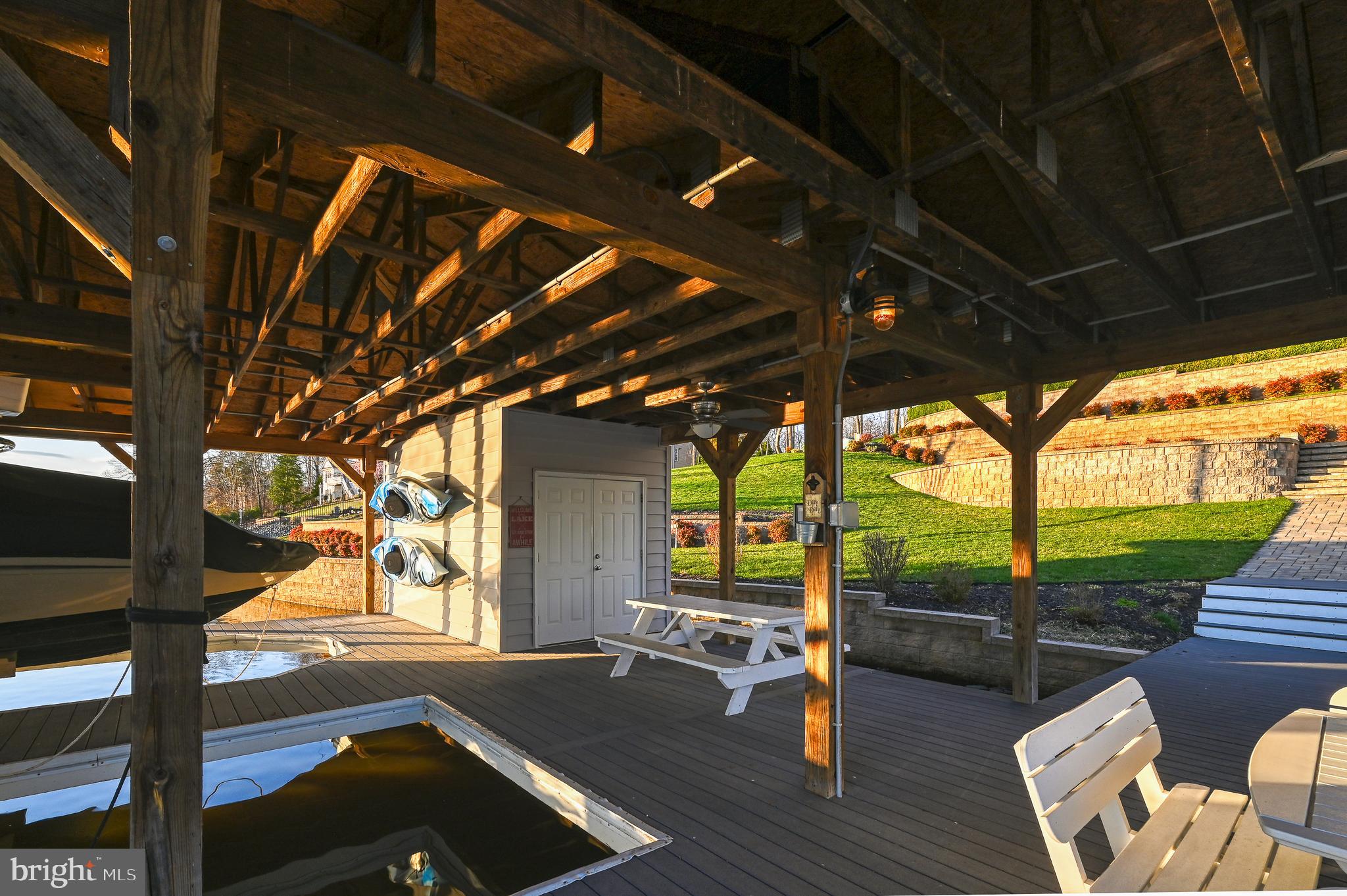 DANIELS POINT - Residential