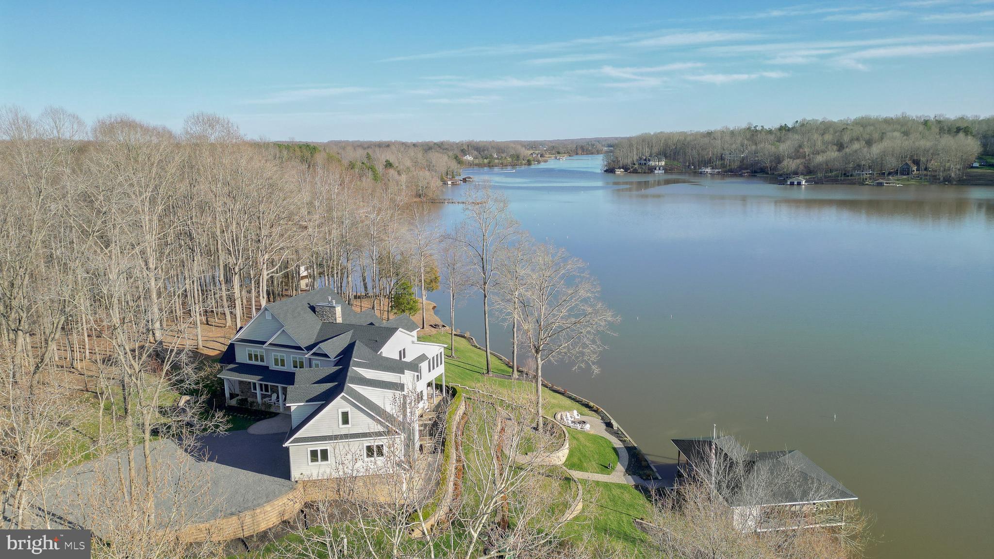 DANIELS POINT - Residential