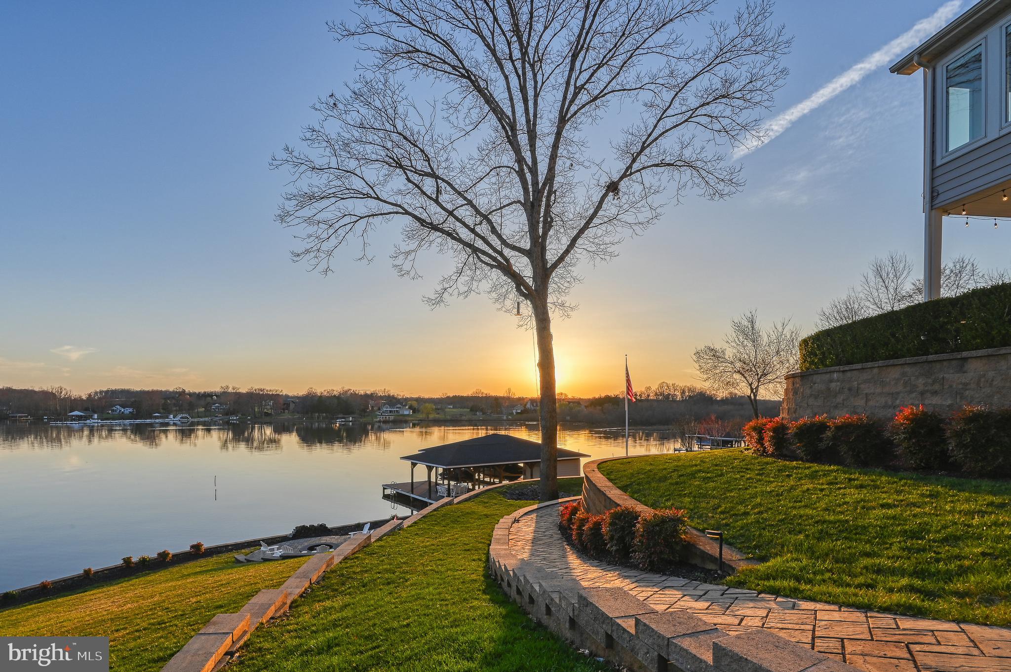 DANIELS POINT - Residential