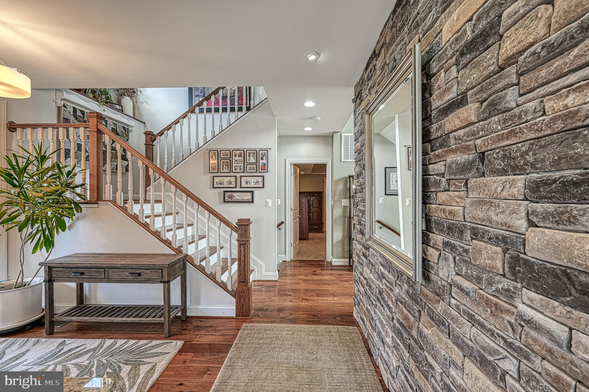 DANIELS POINT - Residential