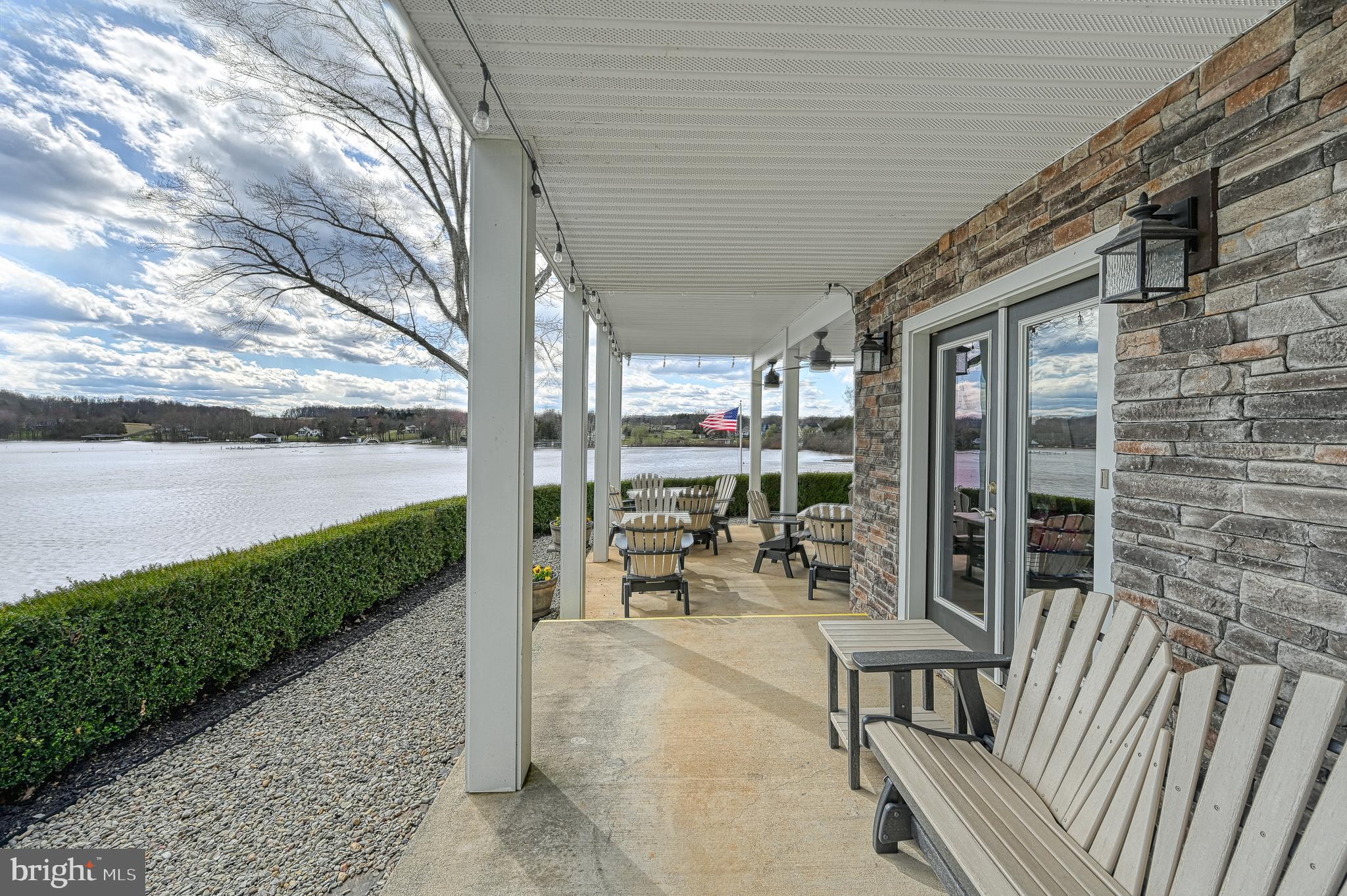 DANIELS POINT - Residential