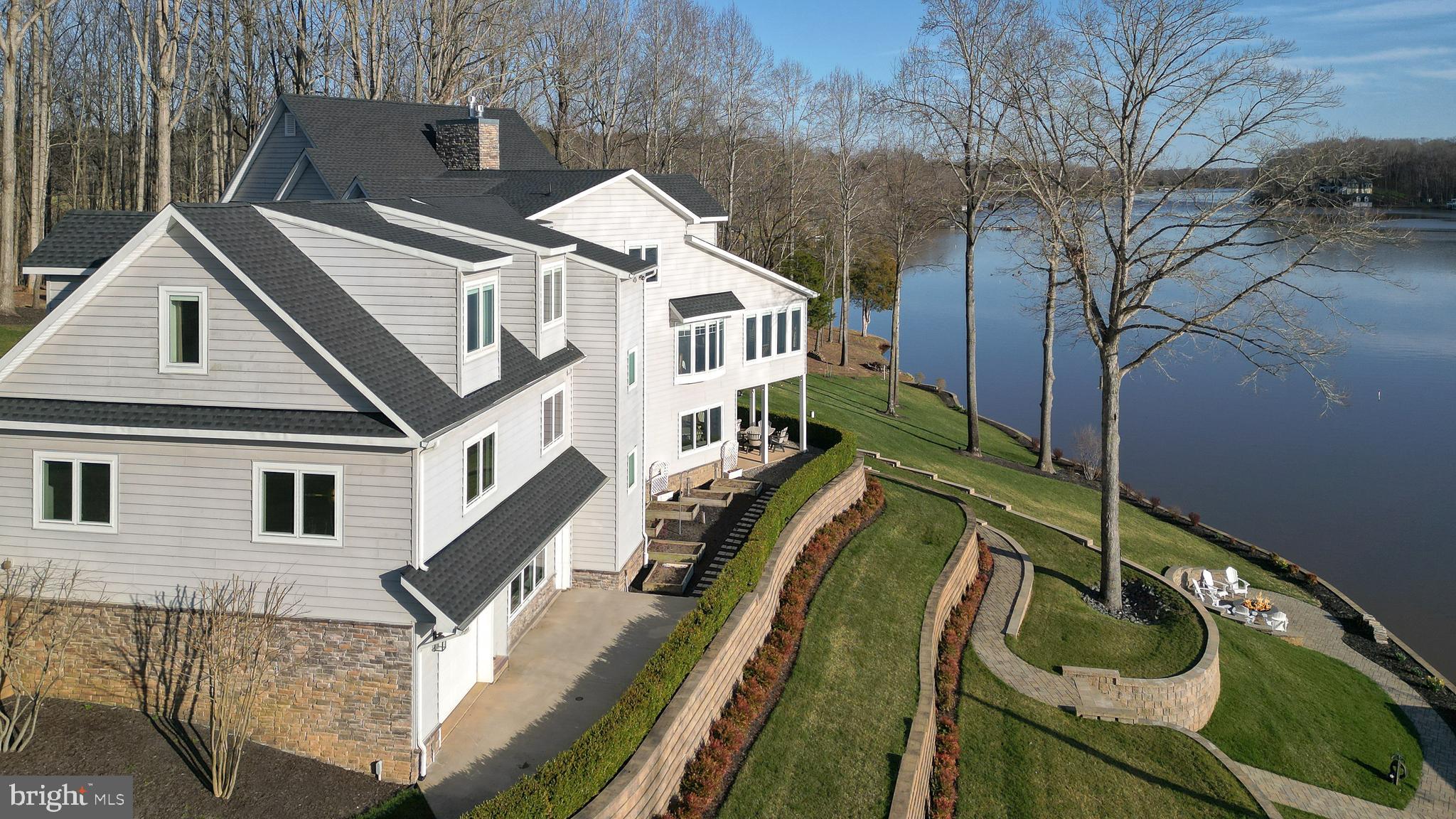 DANIELS POINT - Residential