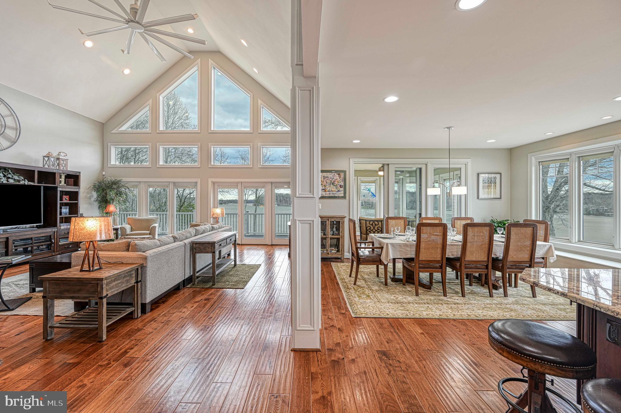 DANIELS POINT - Residential