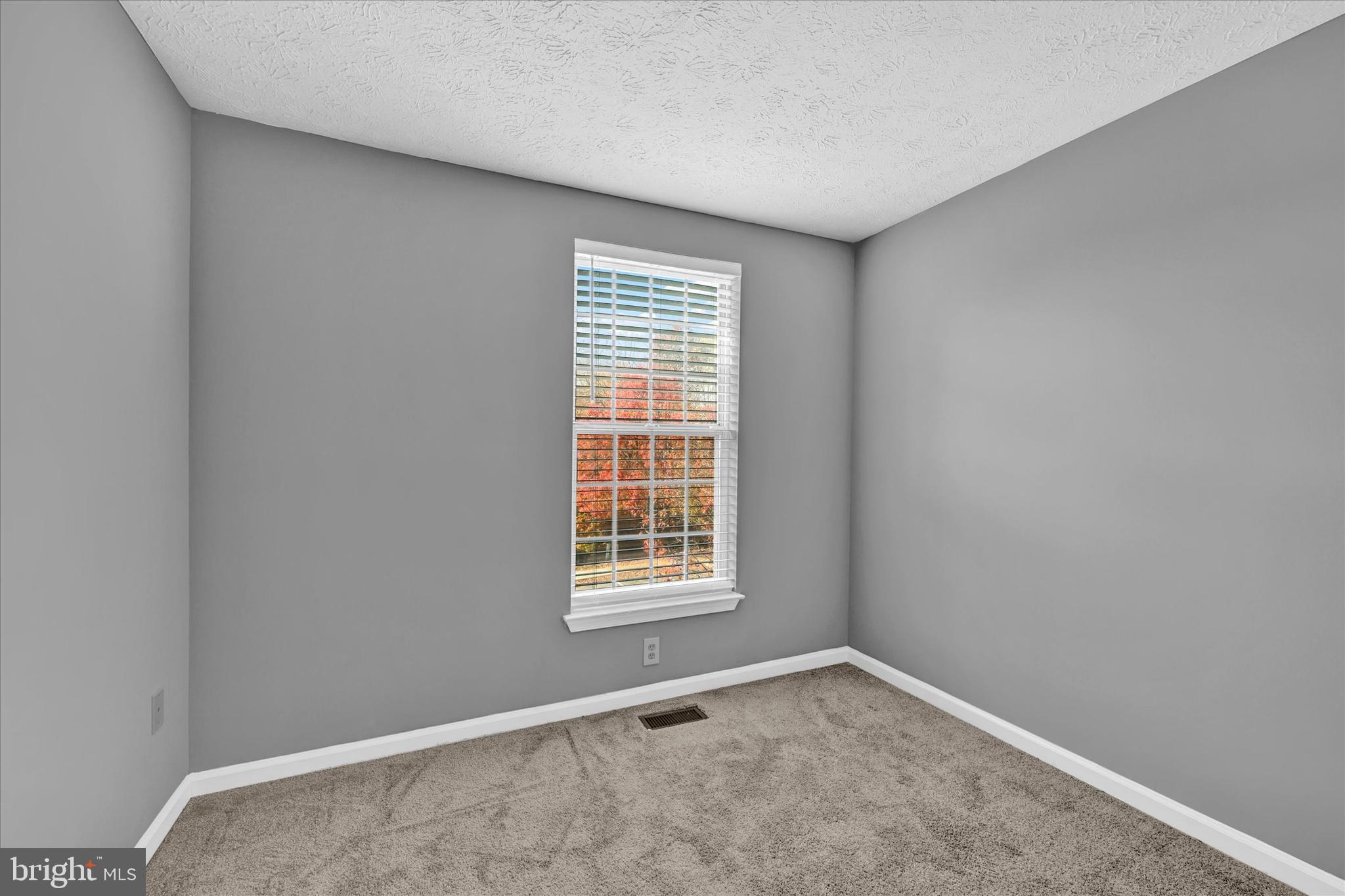 MEADOWLAND - Residential