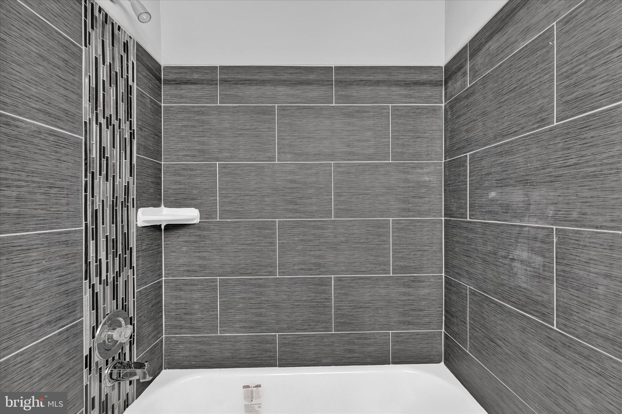 MEADOWLAND - Residential