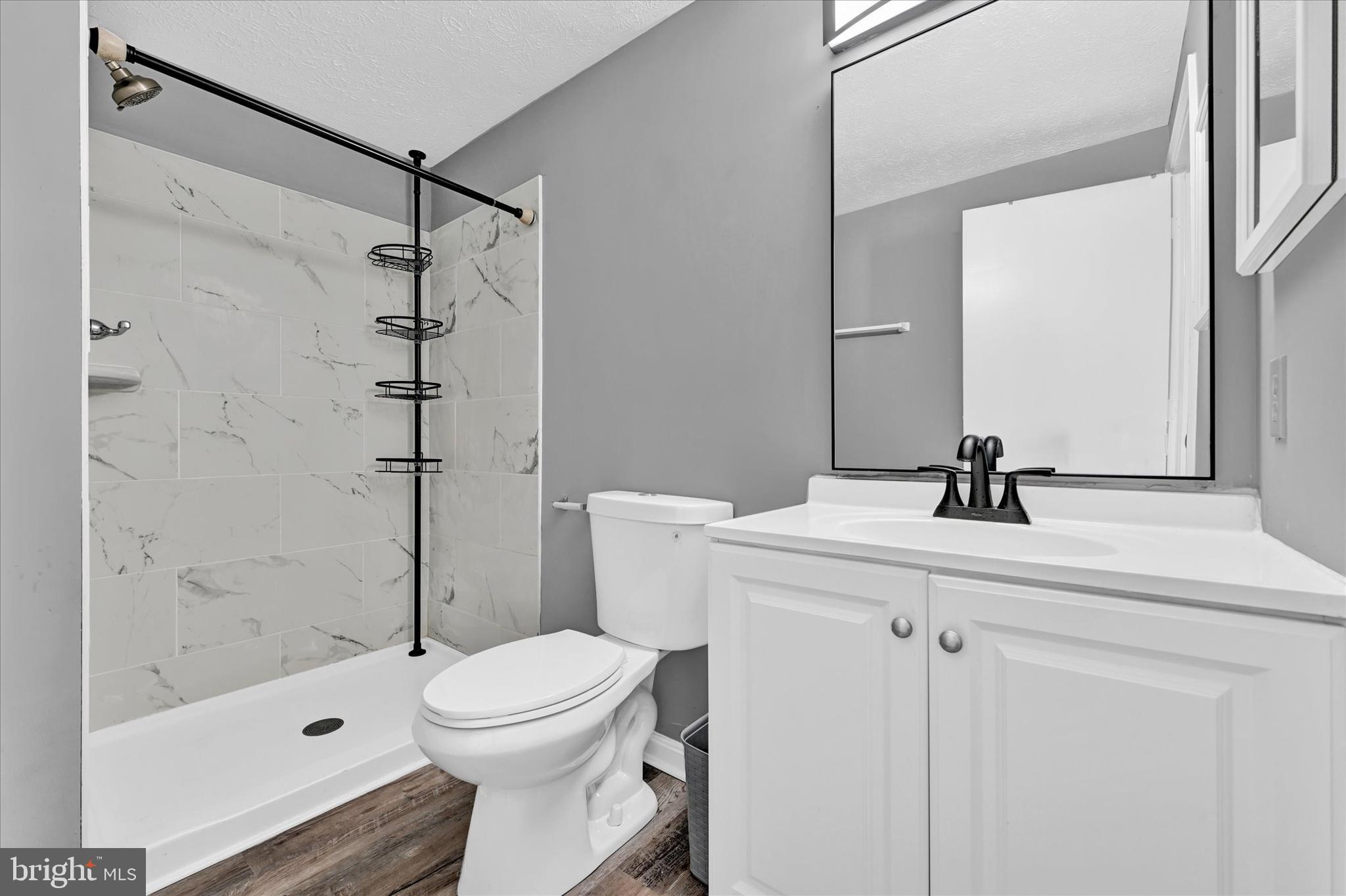 MEADOWLAND - Residential