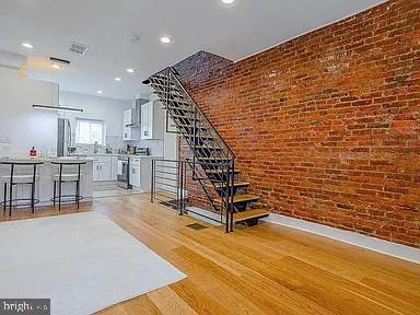 913 S YEWDALL STREET