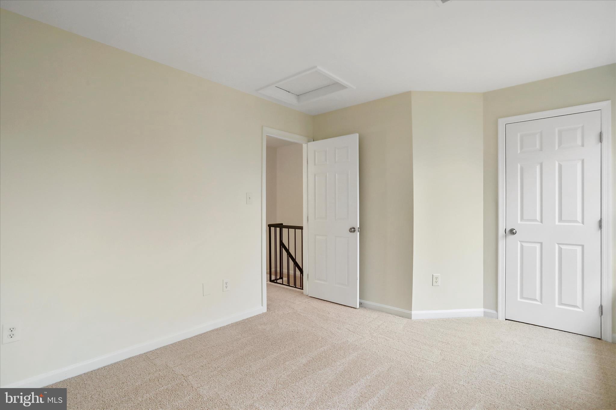 CENTREVILLE GREEN - Residential