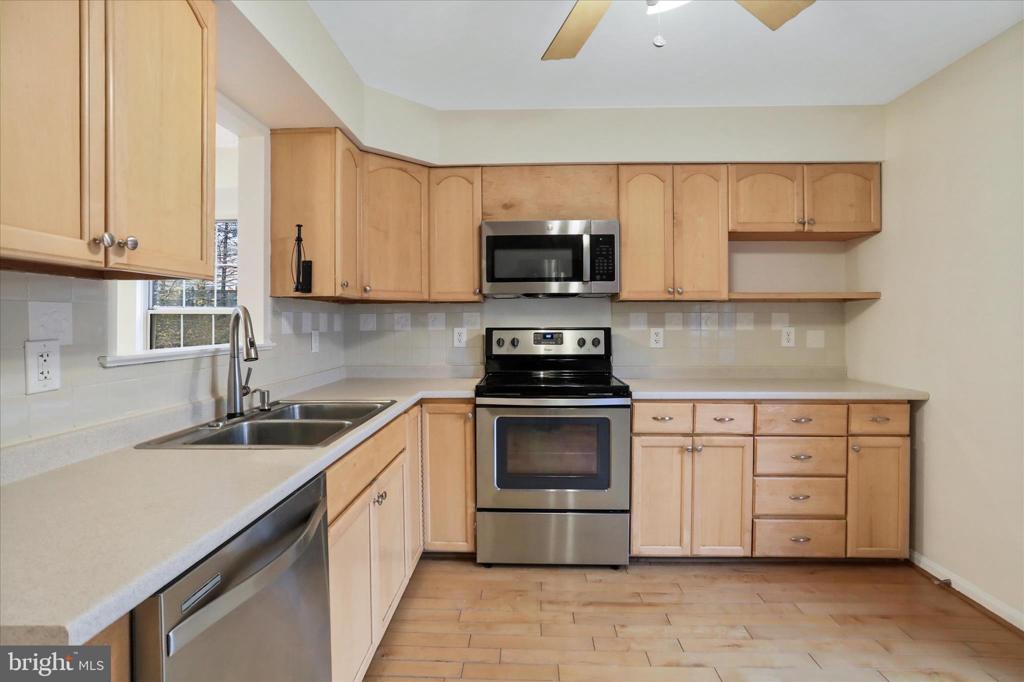 CENTREVILLE GREEN - Residential