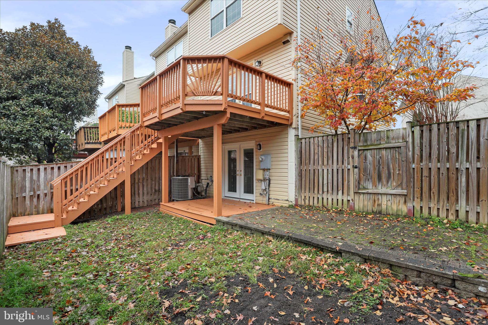 CENTREVILLE GREEN - Residential