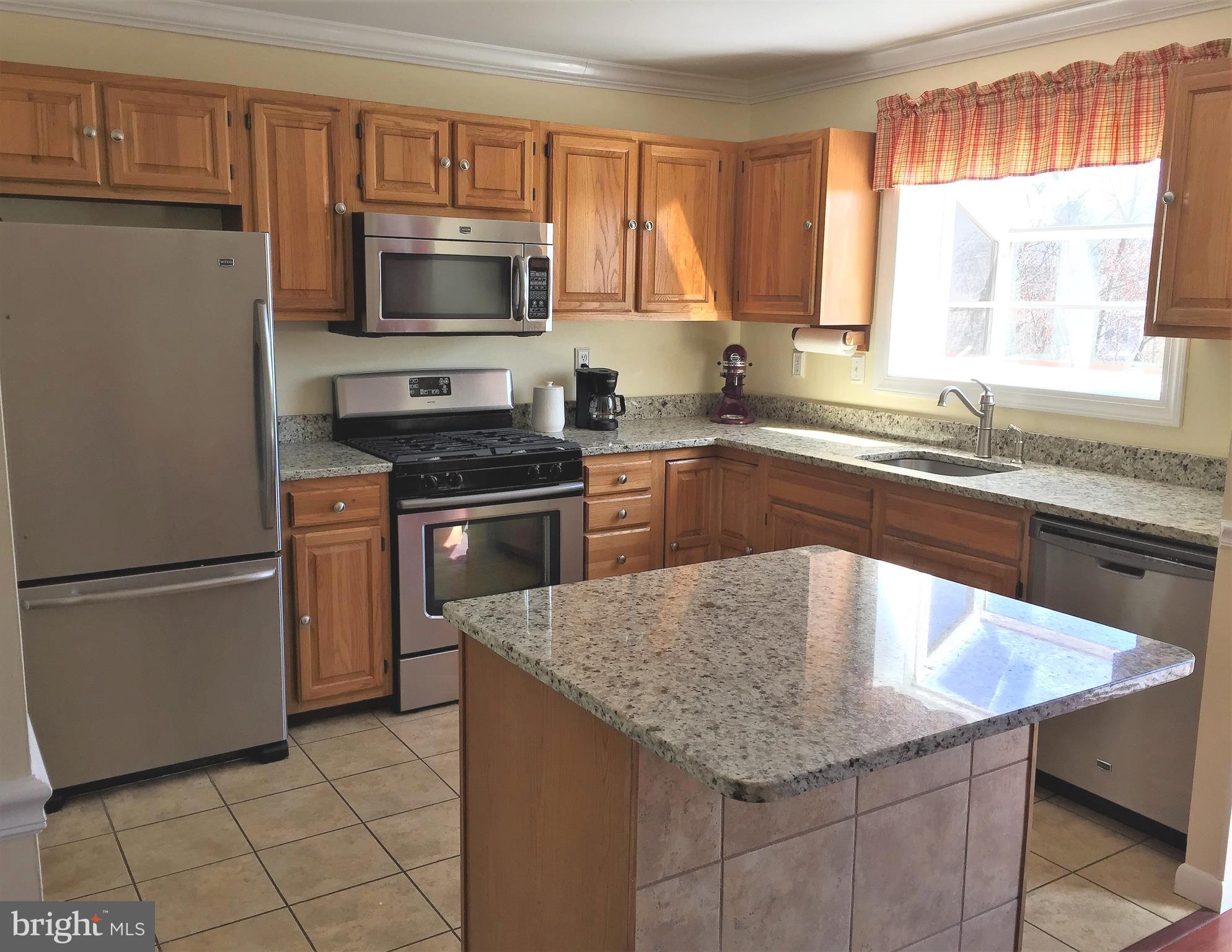 HINES ESTATES - Residential Lease