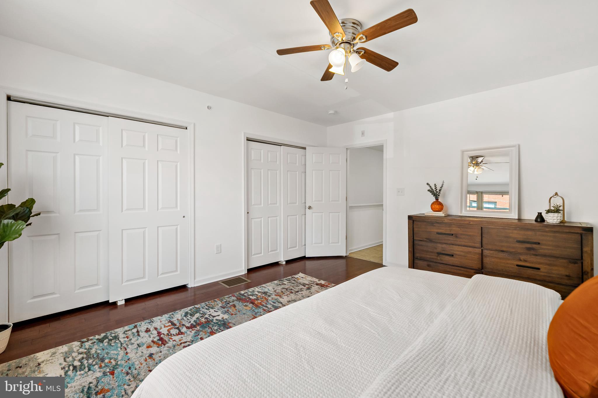 KENSINGTON - Residential