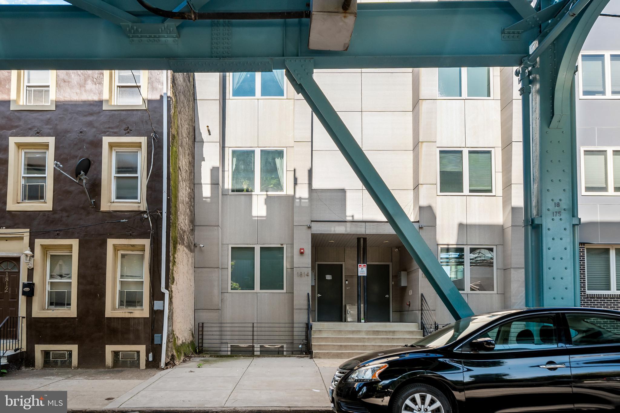 KENSINGTON - Residential