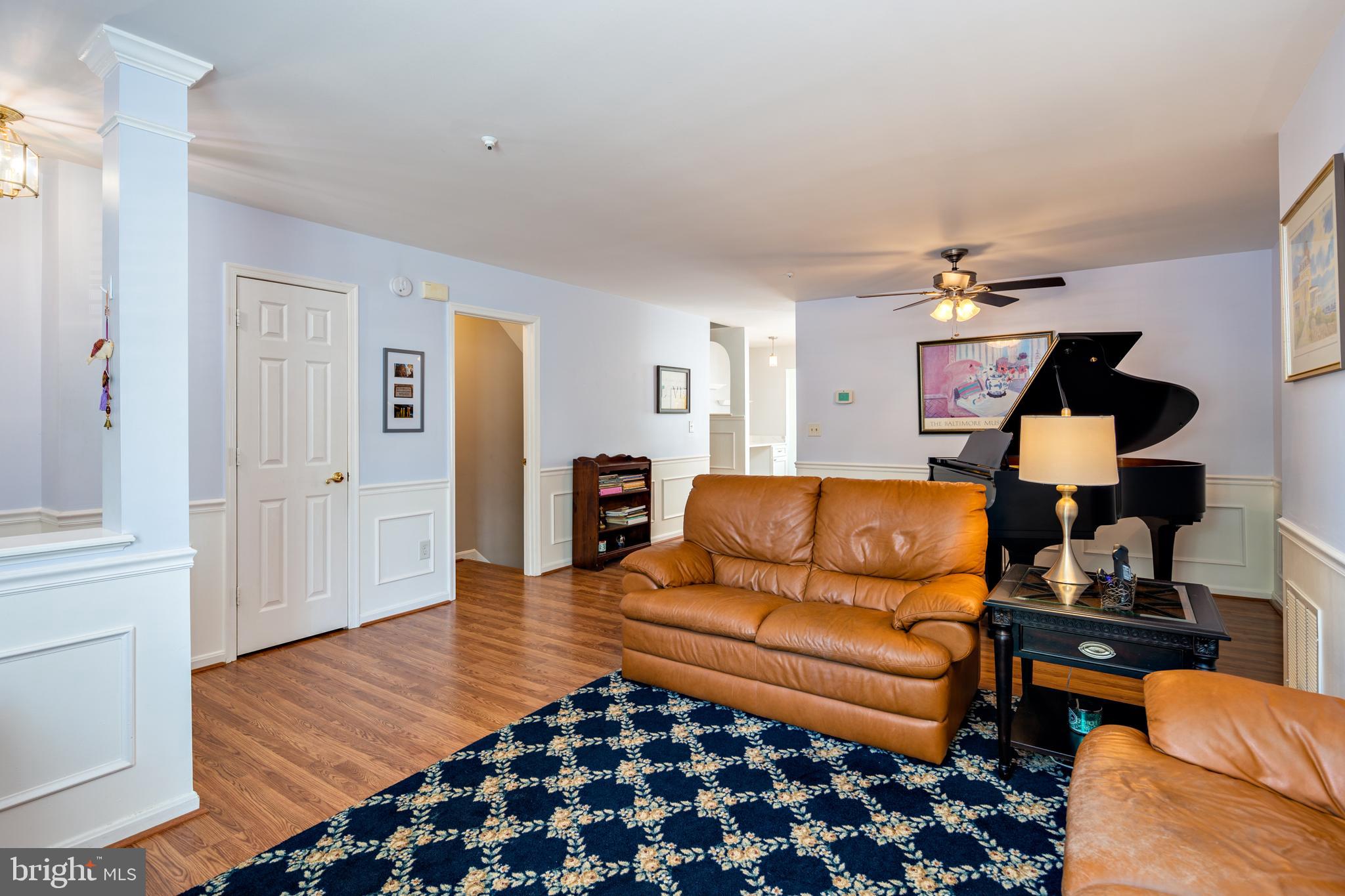 COUNTRY WALK - Residential Lease