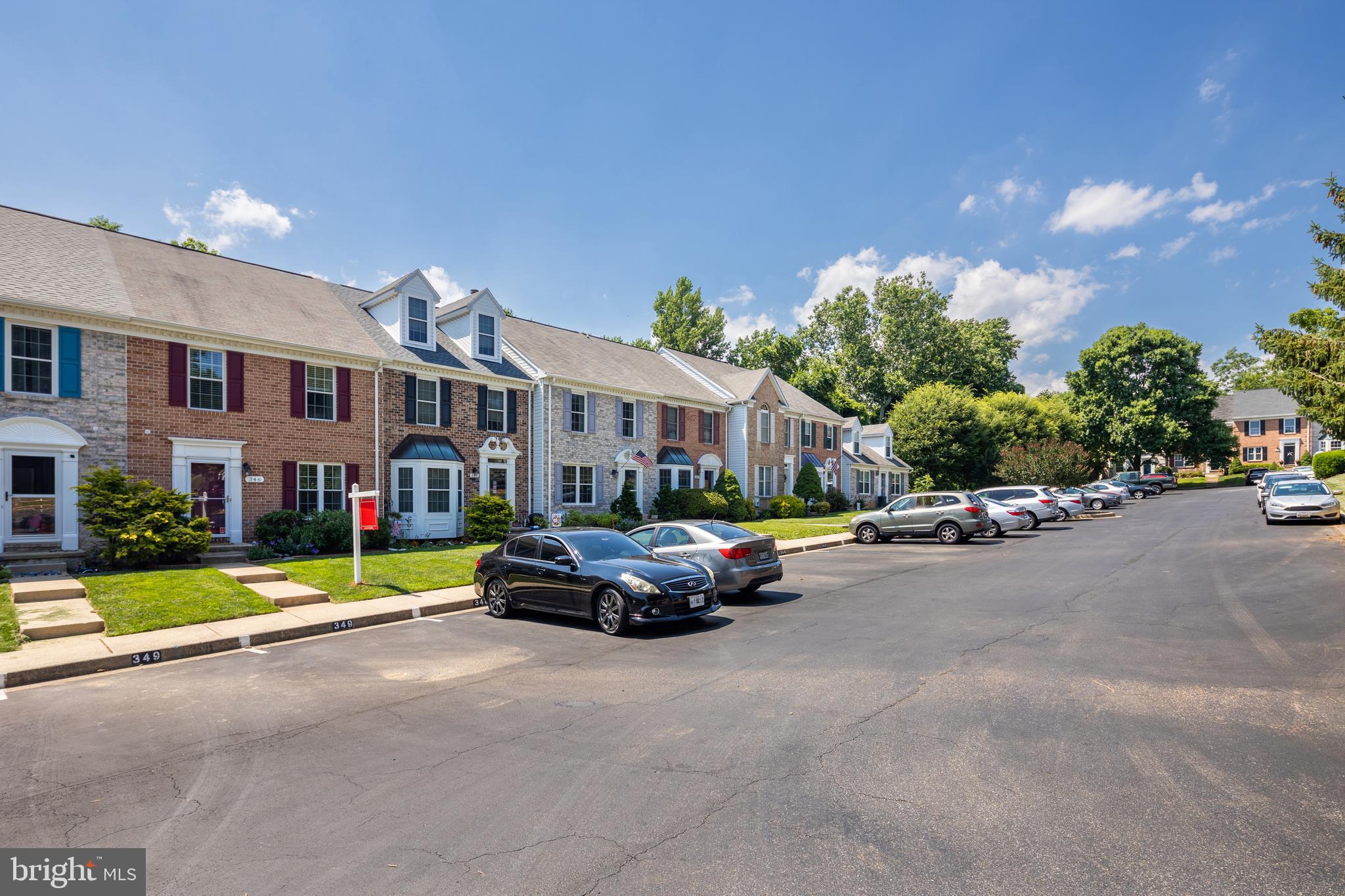 COUNTRY WALK - Residential Lease