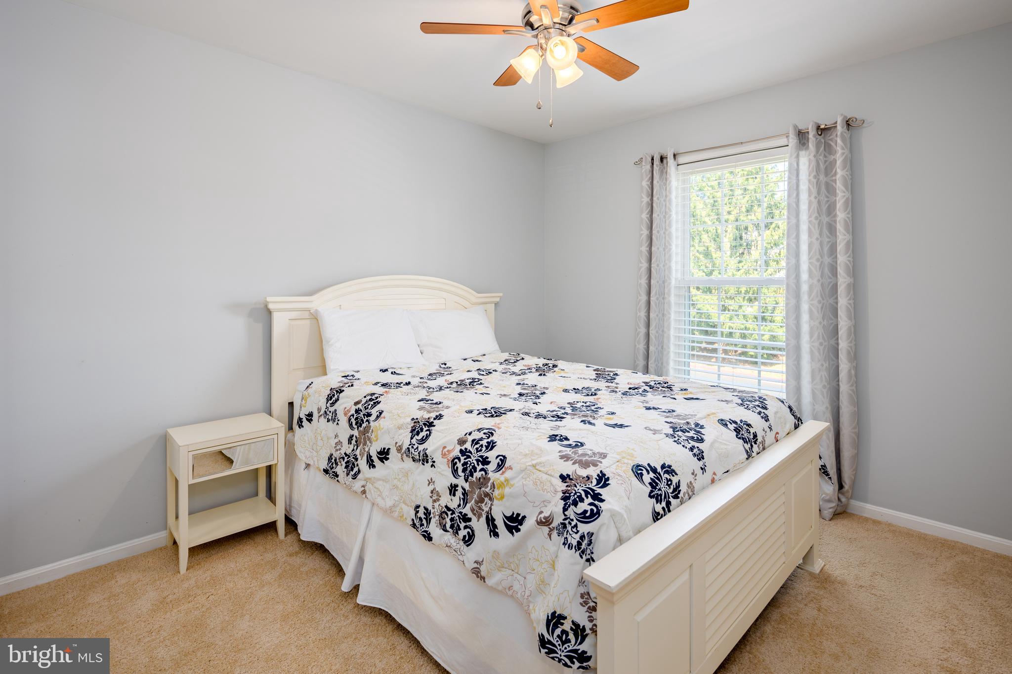 COUNTRY WALK - Residential Lease