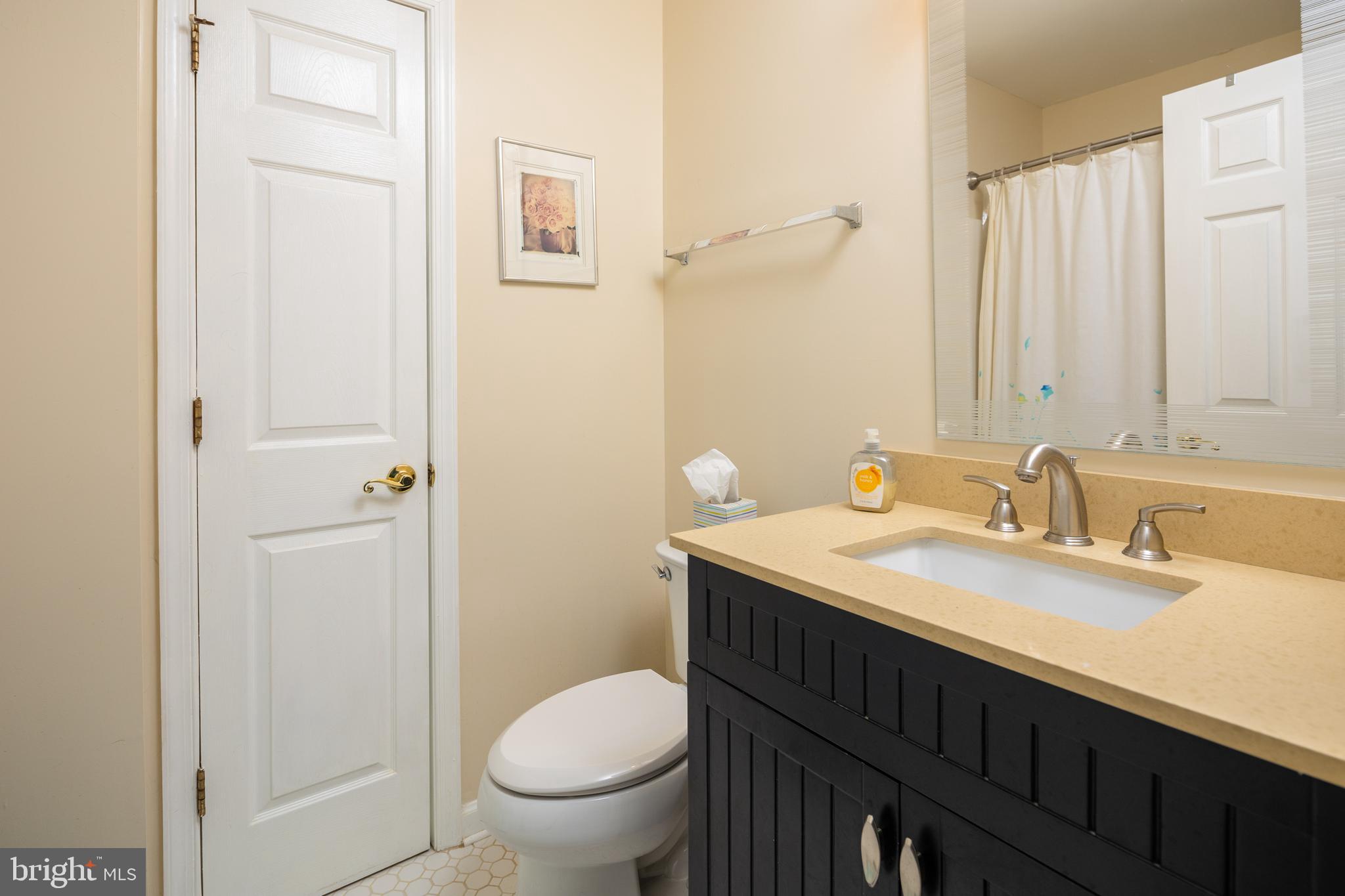 COUNTRY WALK - Residential Lease