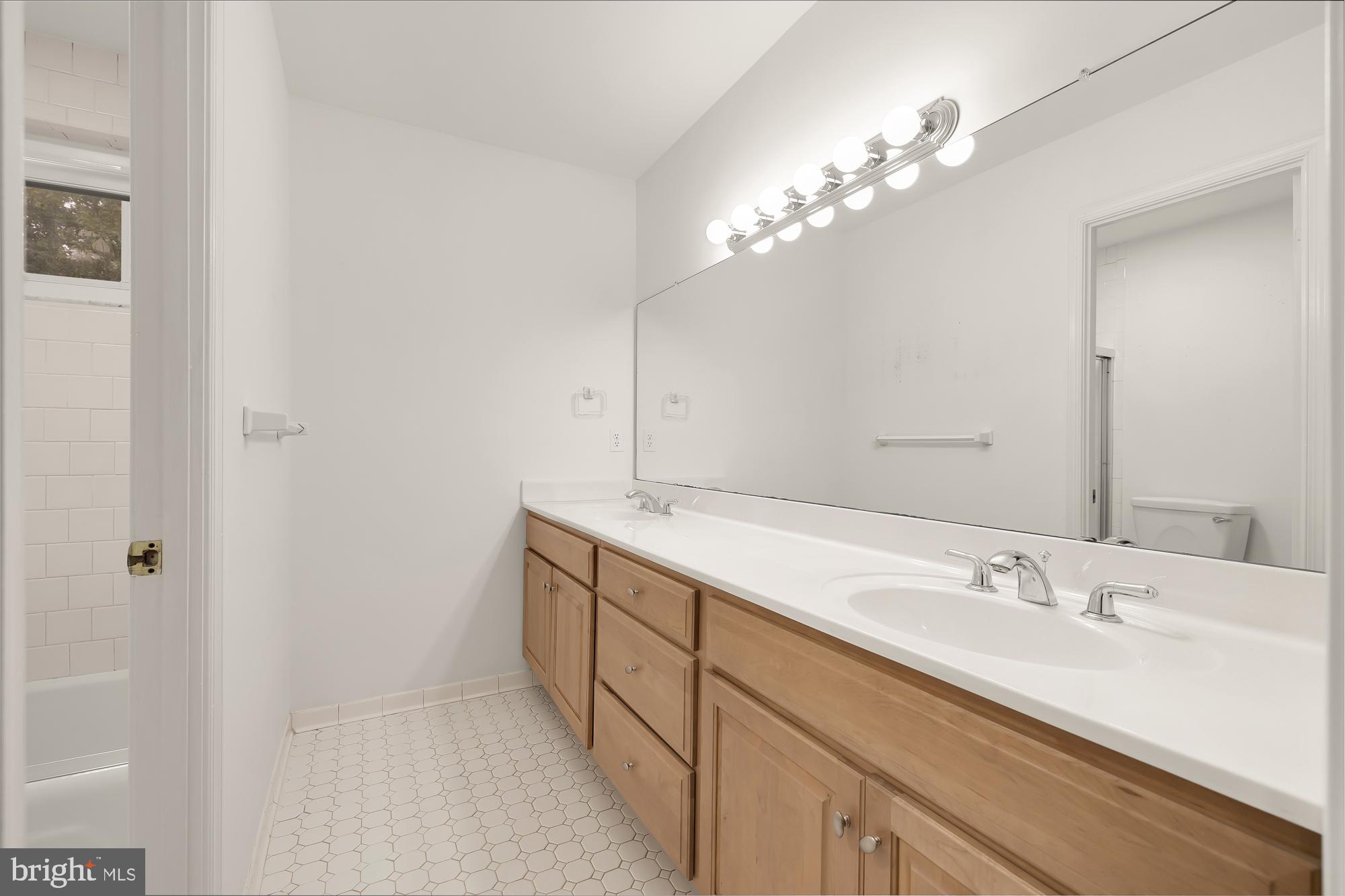 BEDFORDSHIRE - Residential