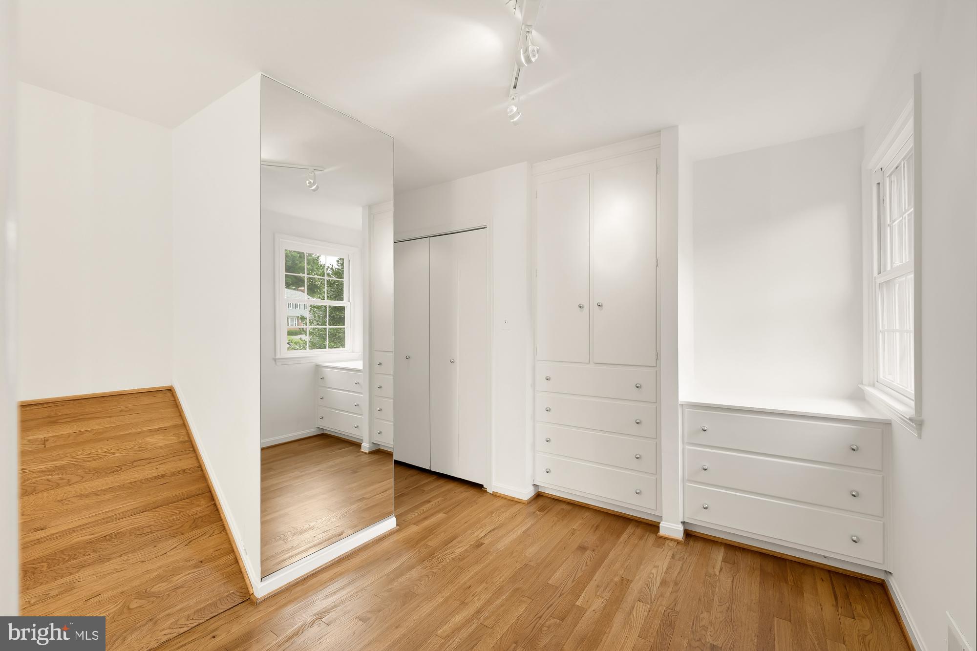 BEDFORDSHIRE - Residential