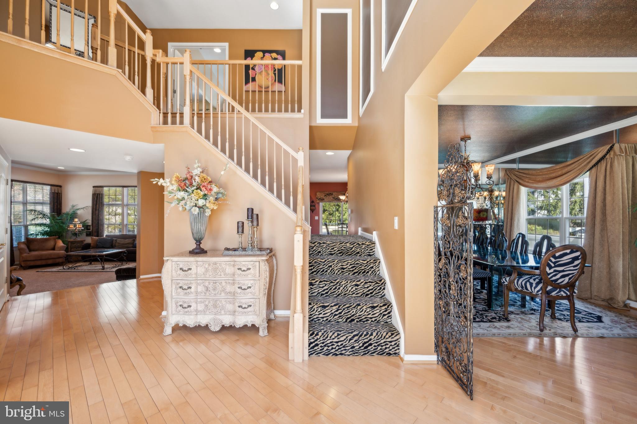 2 EQUESTRIAN LANE