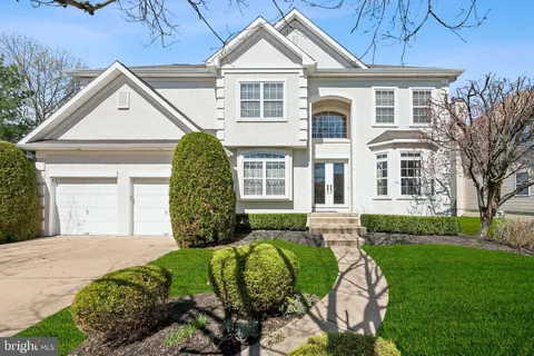 2 Equestrian Lane, Cherry Hill, NJ MLS: NJCD2089780