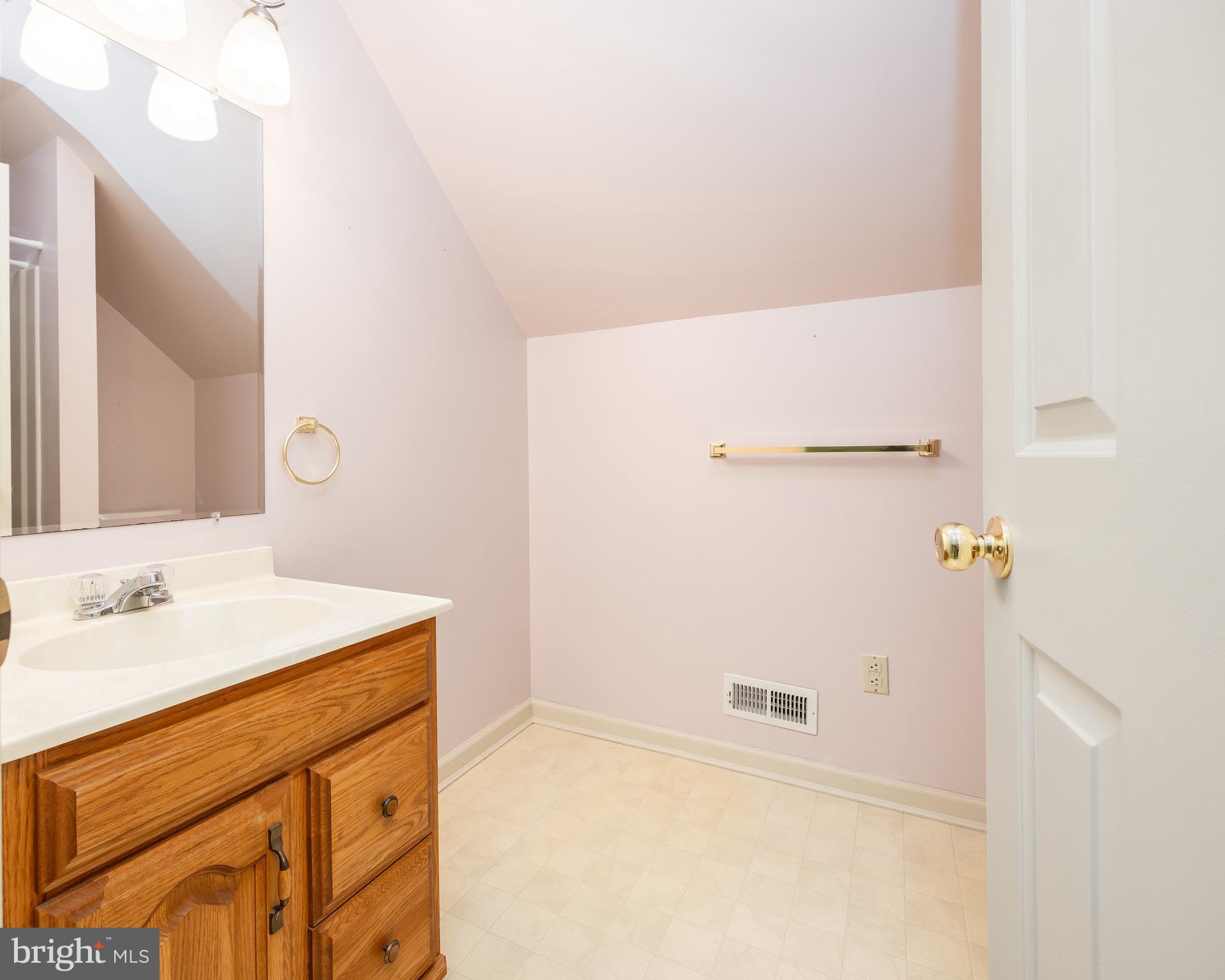 COULBOURNE MILL VILLAGE - Residential