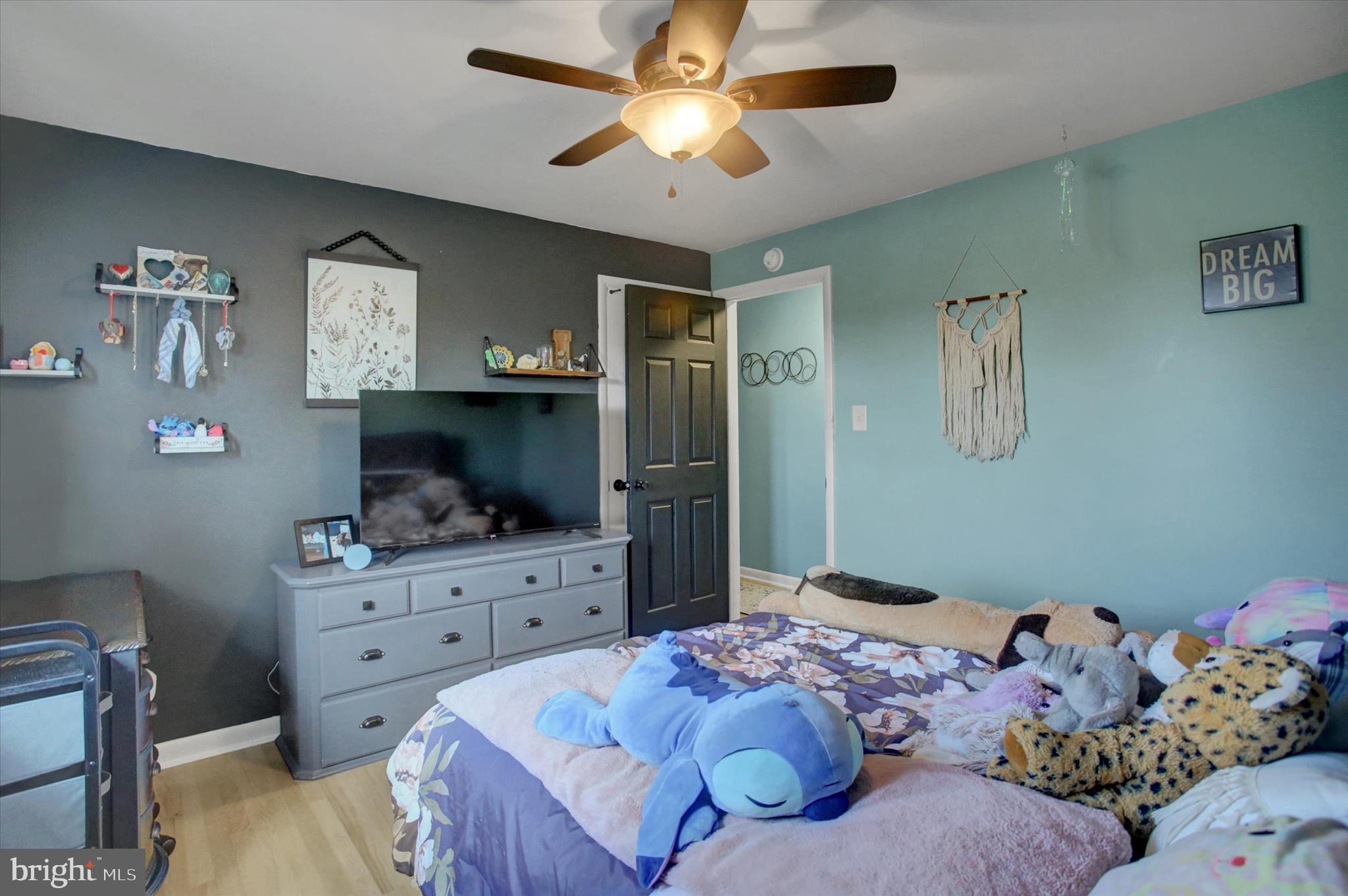 WARM SPRING ROAD - Residential