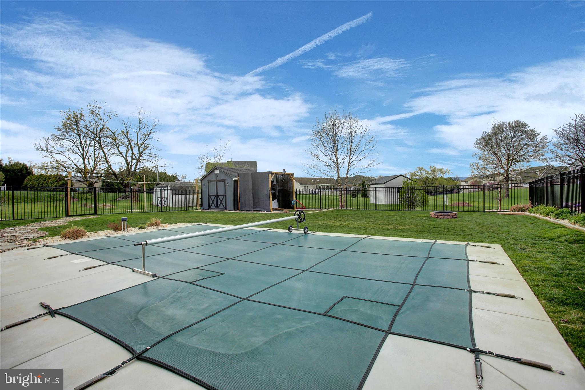 WARM SPRING ROAD - Residential