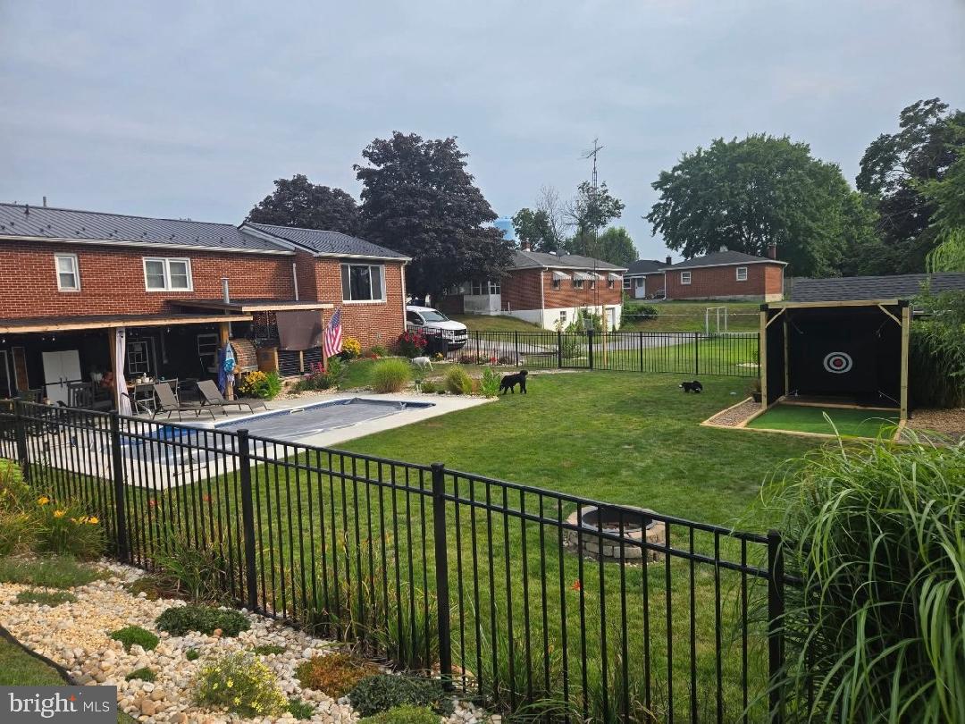 WARM SPRING ROAD - Residential