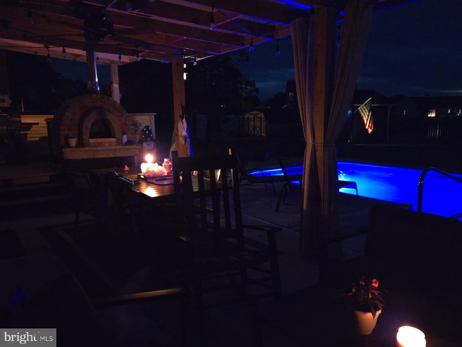 WARM SPRING ROAD - Residential