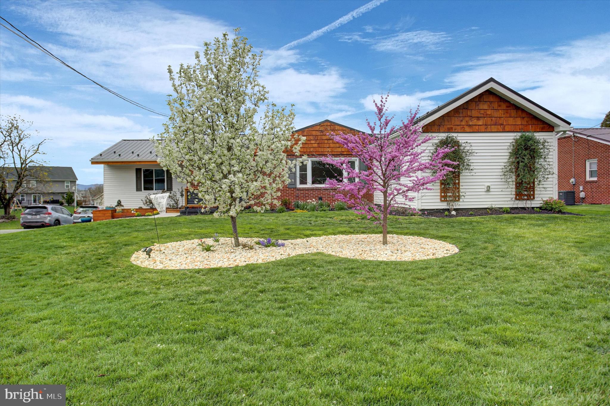 WARM SPRING ROAD - Residential