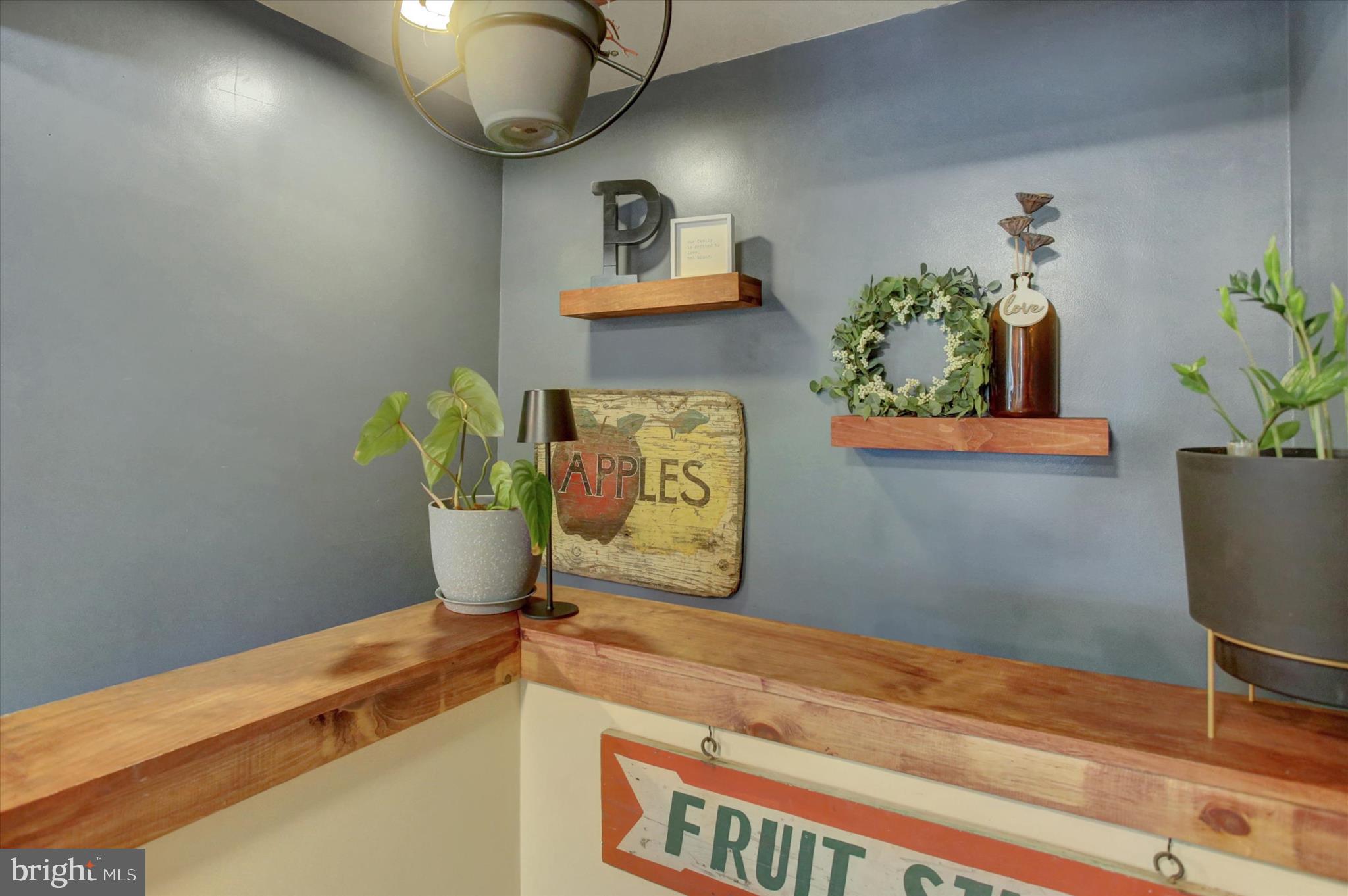 WARM SPRING ROAD - Residential