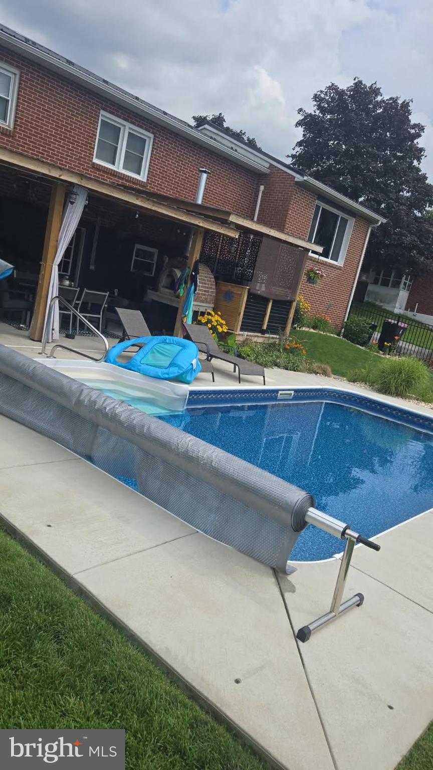 WARM SPRING ROAD - Residential