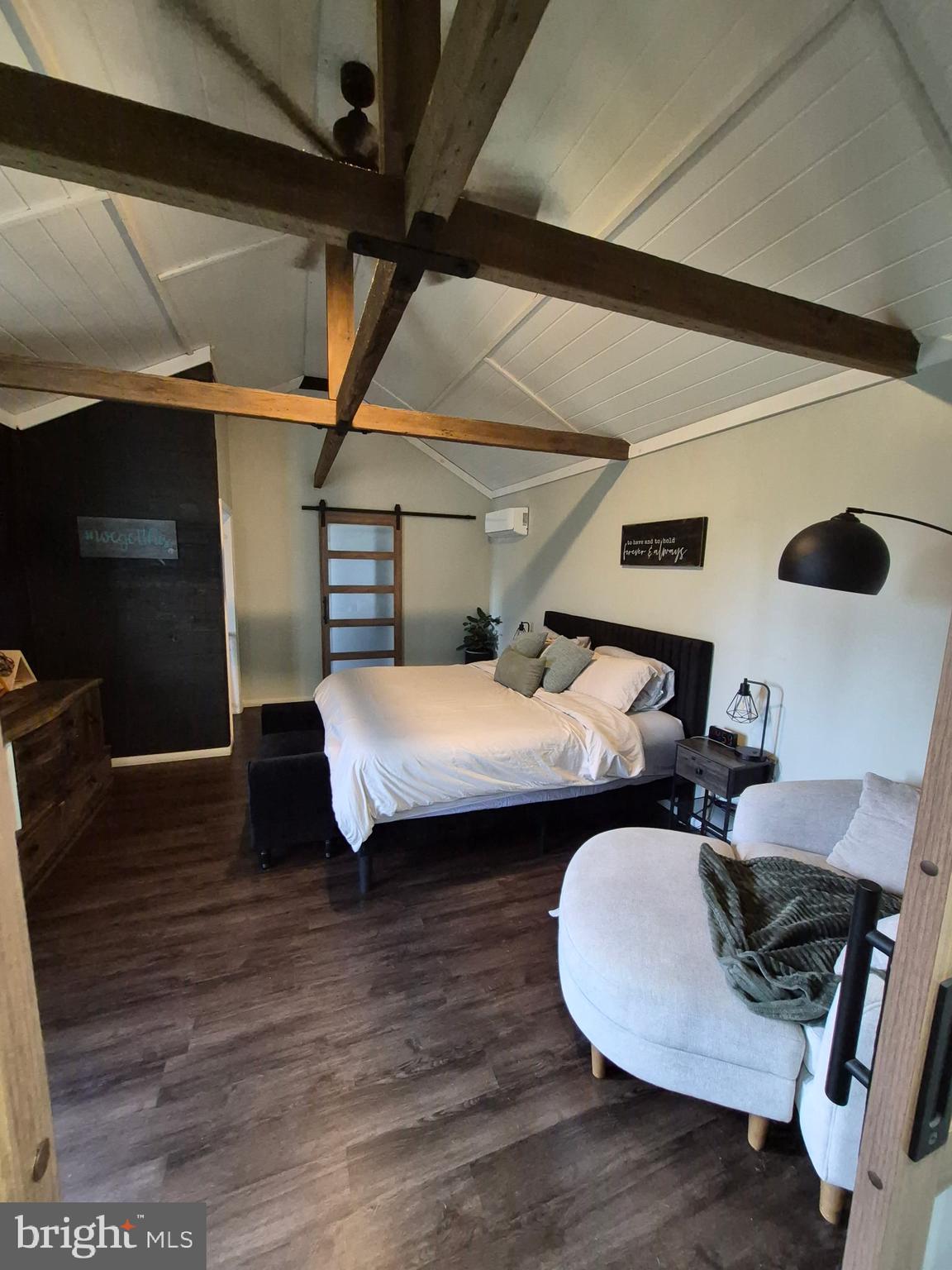 WARM SPRING ROAD - Residential