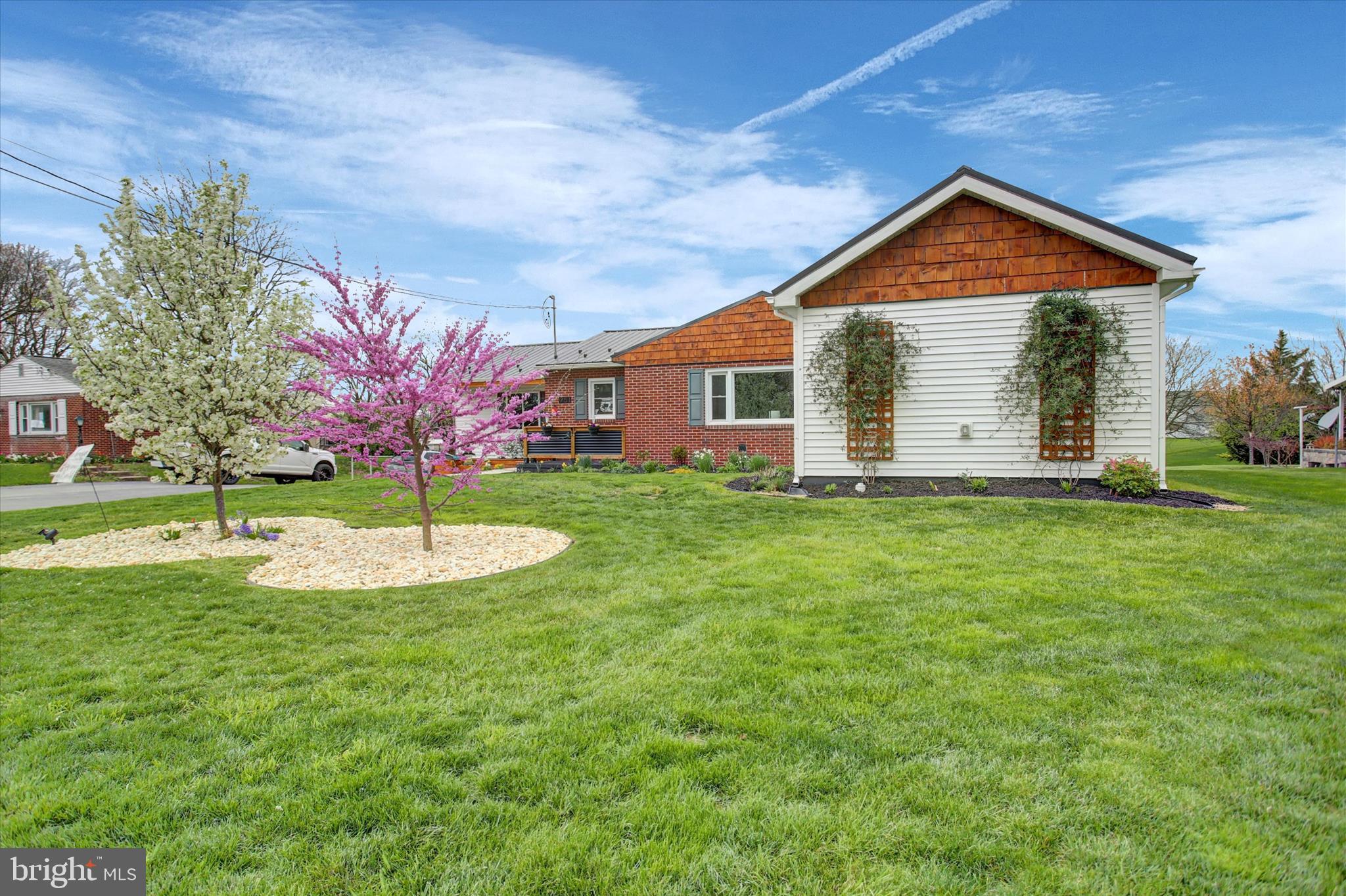 WARM SPRING ROAD - Residential