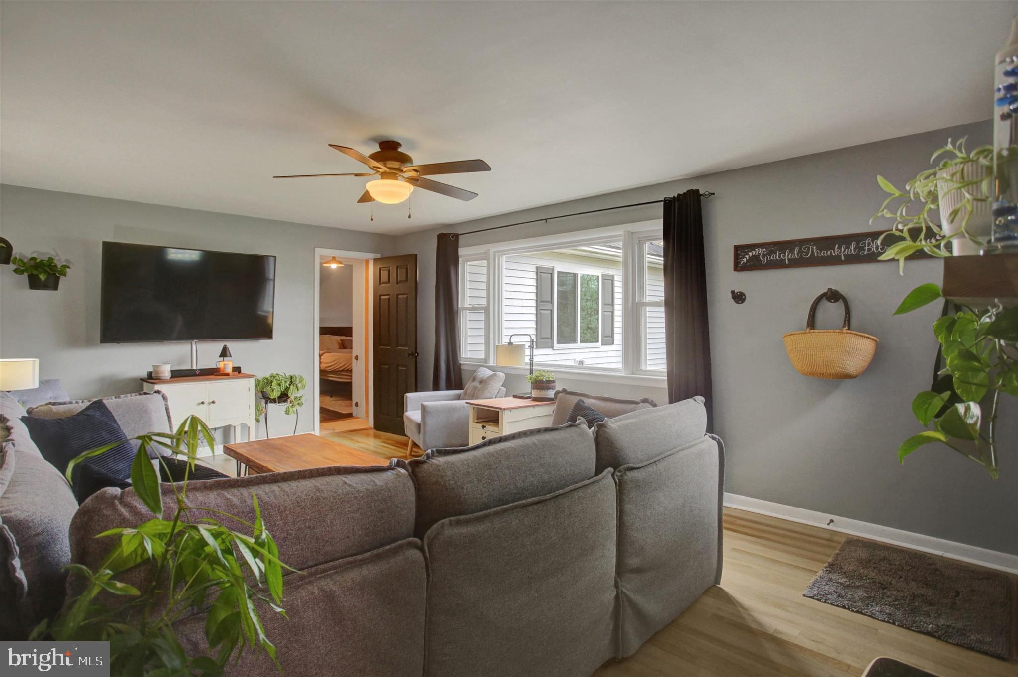 WARM SPRING ROAD - Residential