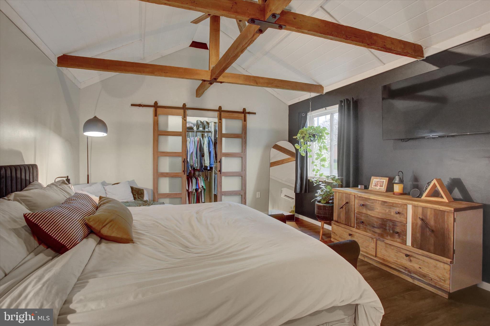 WARM SPRING ROAD - Residential