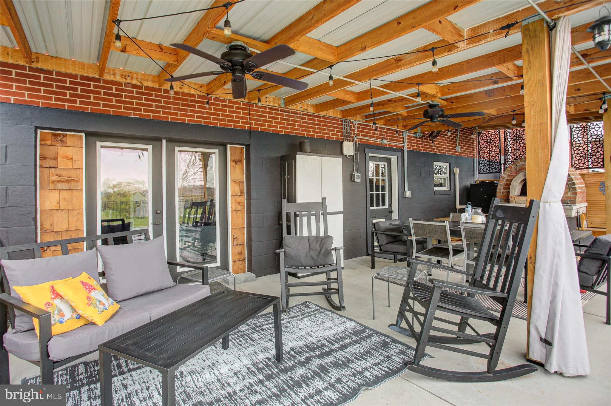 WARM SPRING ROAD - Residential