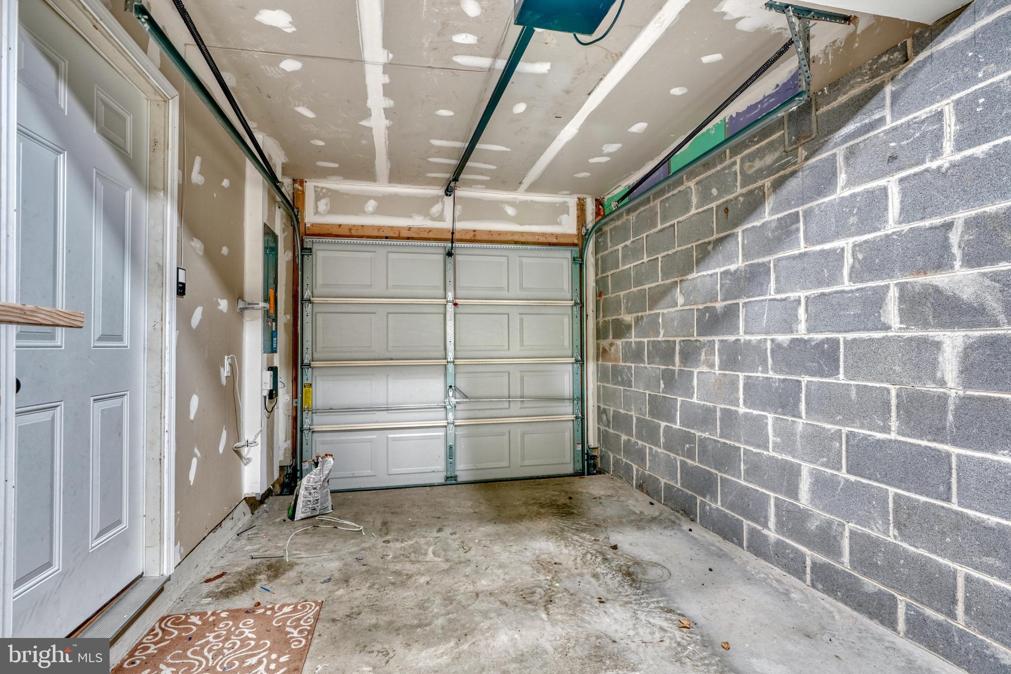 VILLAGE TOWNS - Residential